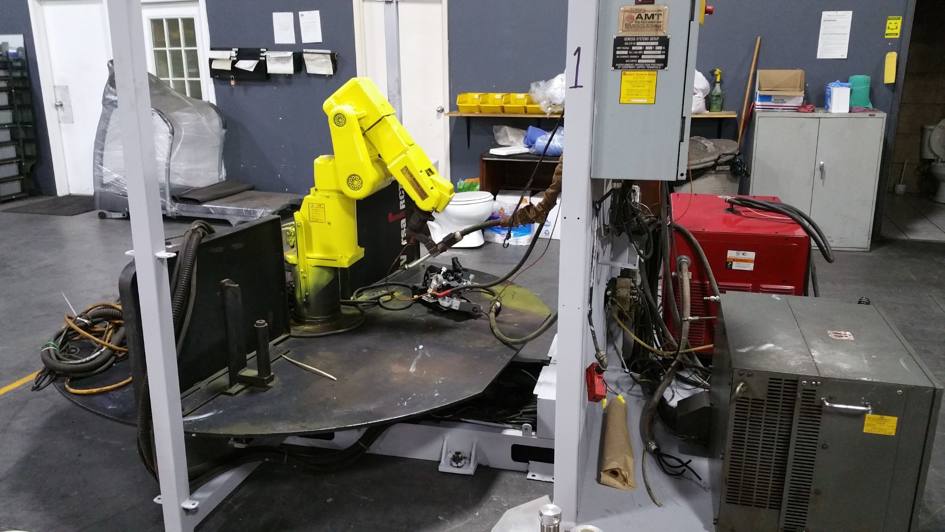 Fanuc Robot Arc Mate 50iL Welding Robot with RJ3 Controller Teach Pendent Cable with Lincoln