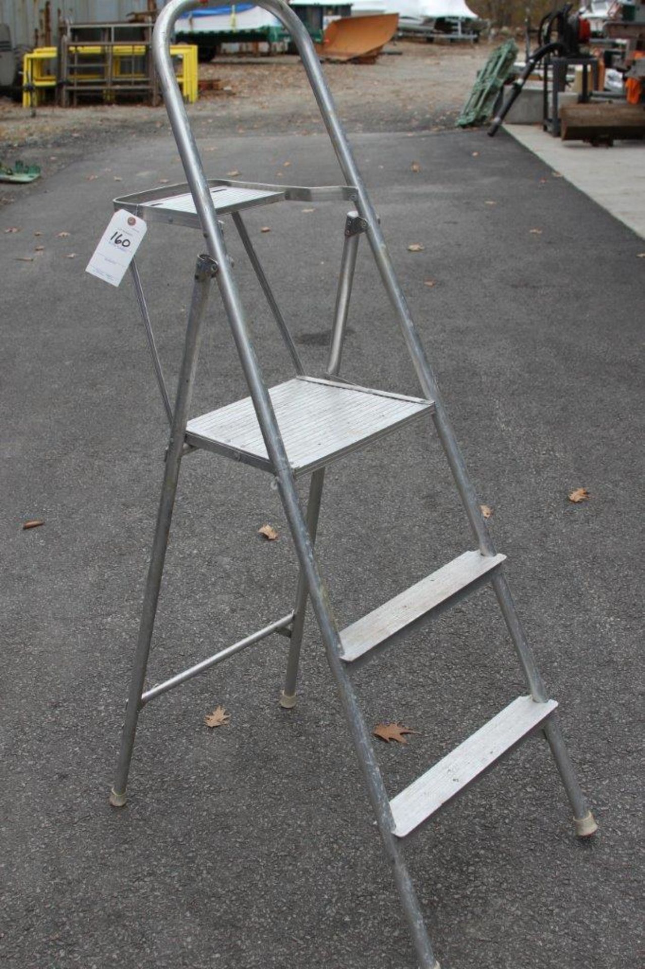 Werner 5 1/2' Aluminum Step Ladder