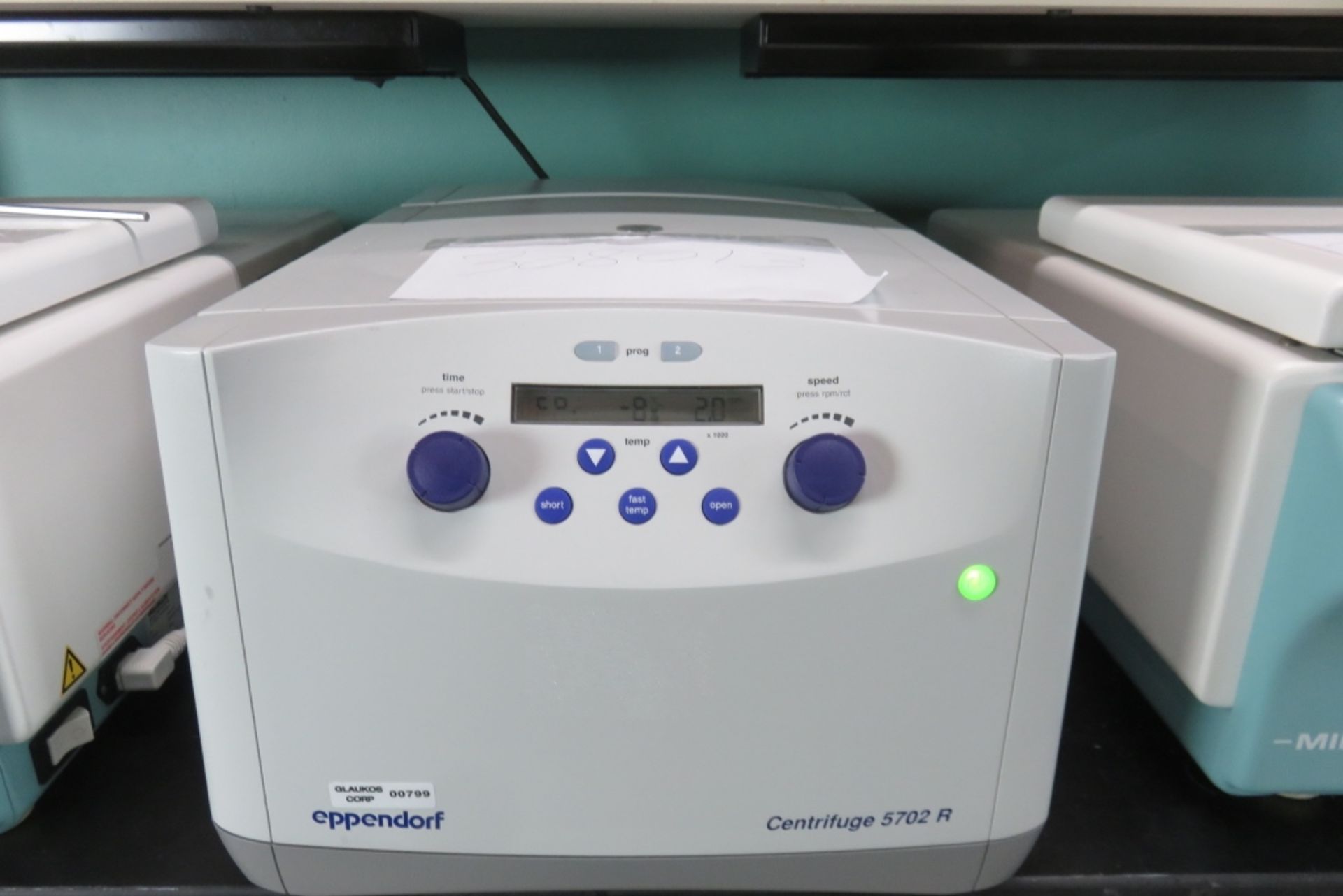 Eppendorf 5702R Refrigerated Centrifuge