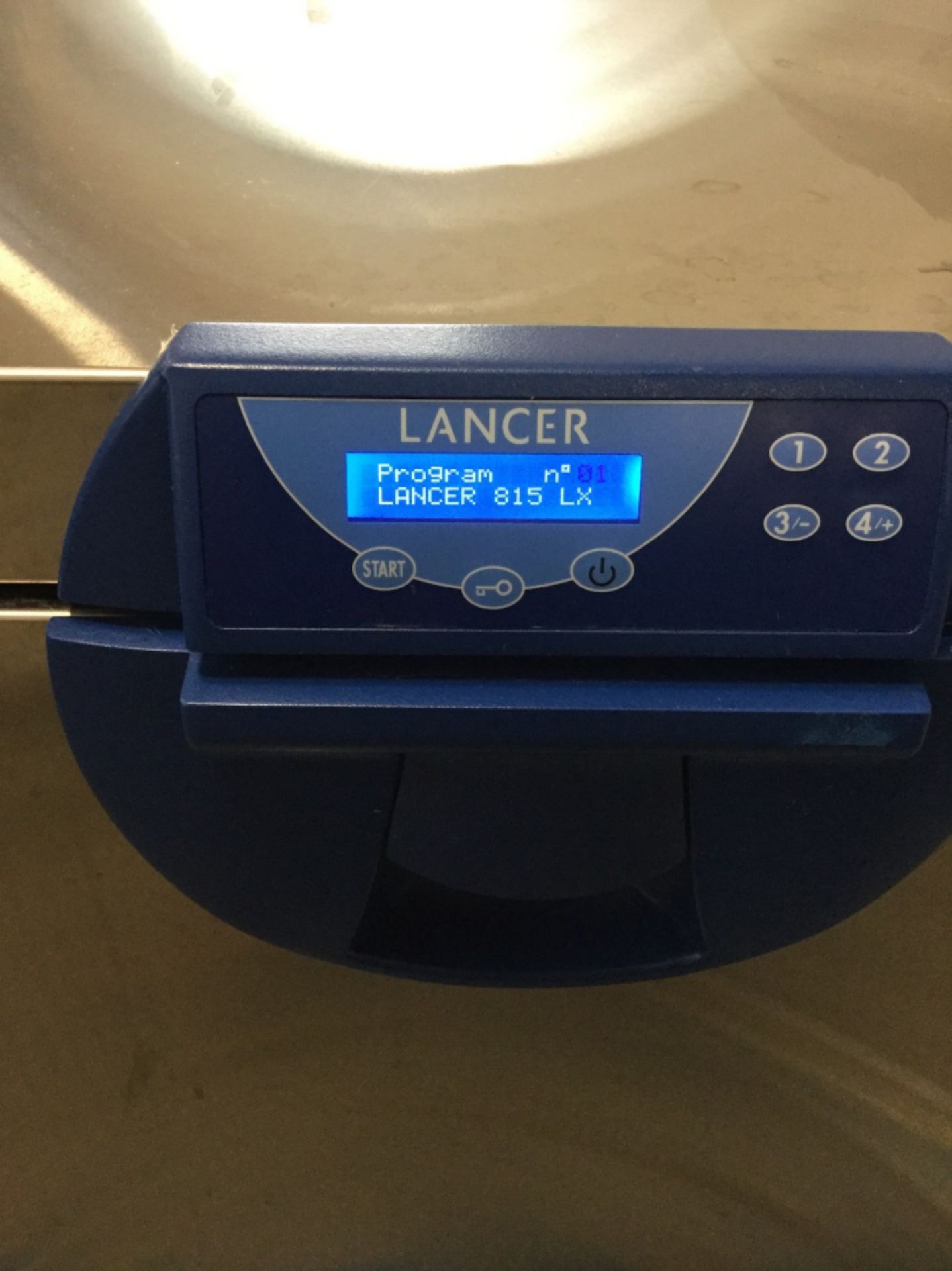 Lancer 815LX Glassware Washer - Image 3 of 4
