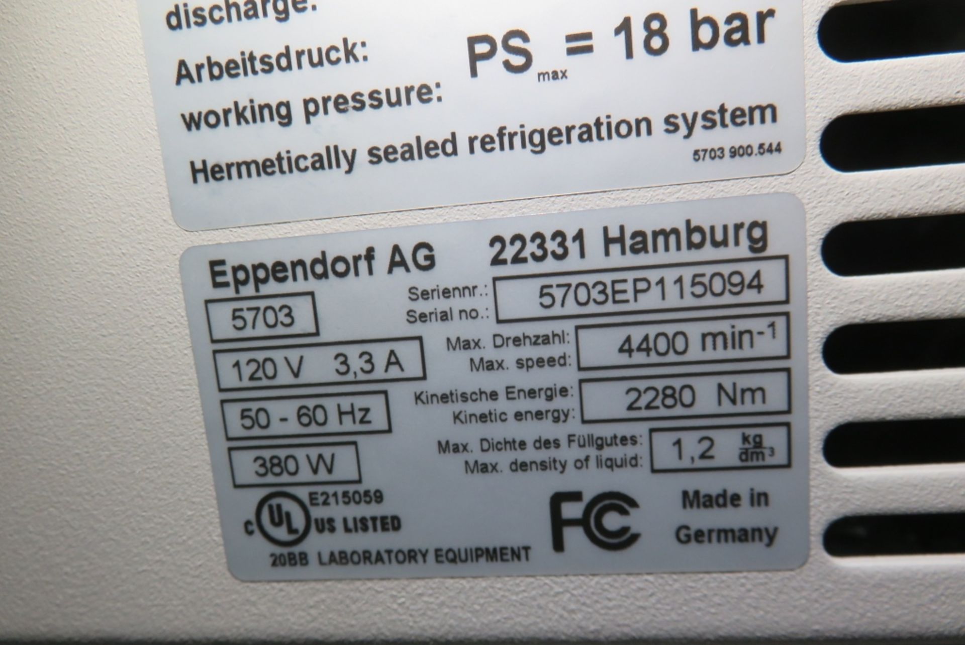 Eppendorf 5702R Refrigerated Centrifuge - Image 4 of 4