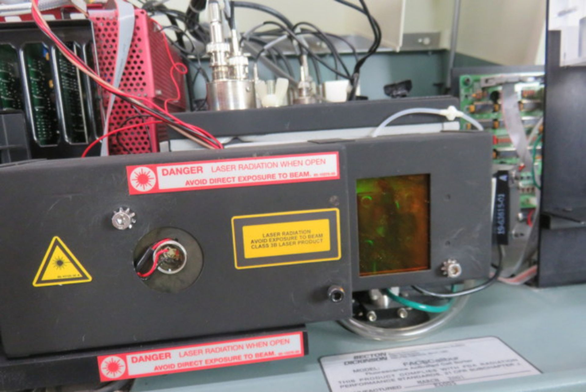 Becton Dickinson FACSCalibur Flow Cytometer - Image 11 of 11