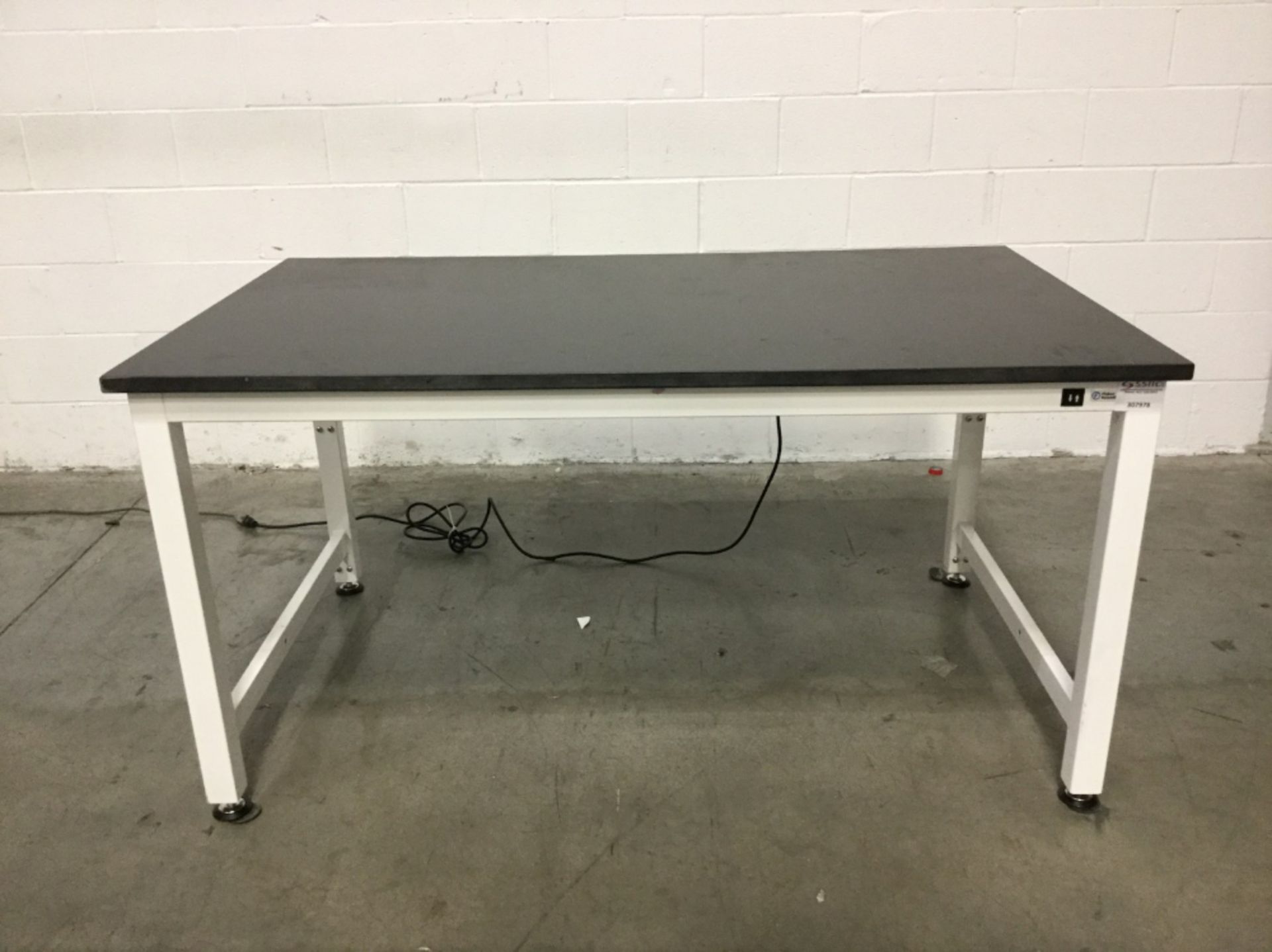 5' Fisher Scientific Electric Adjustable Height Laboratory Table