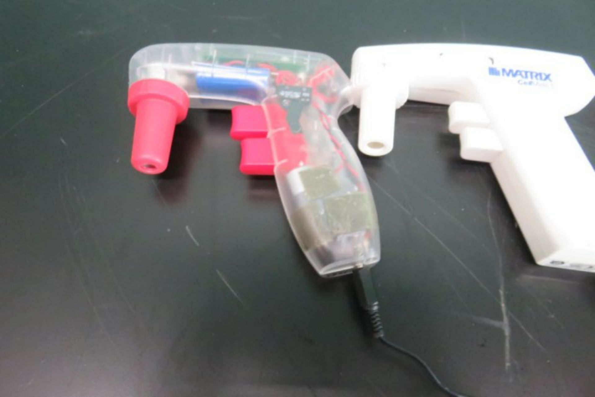 Lot of 4 Pipettes - Image 2 of 3