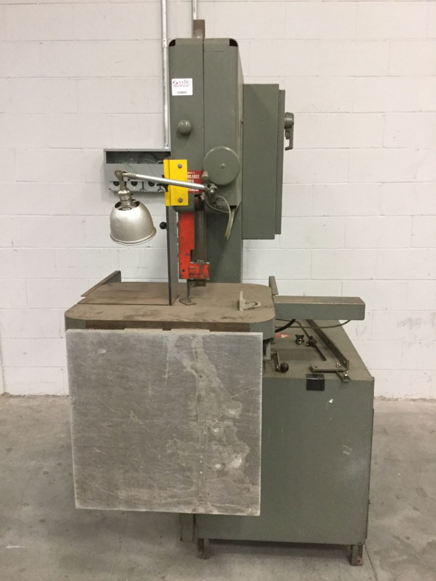 Grob 4V-18 Vertical Band Saw