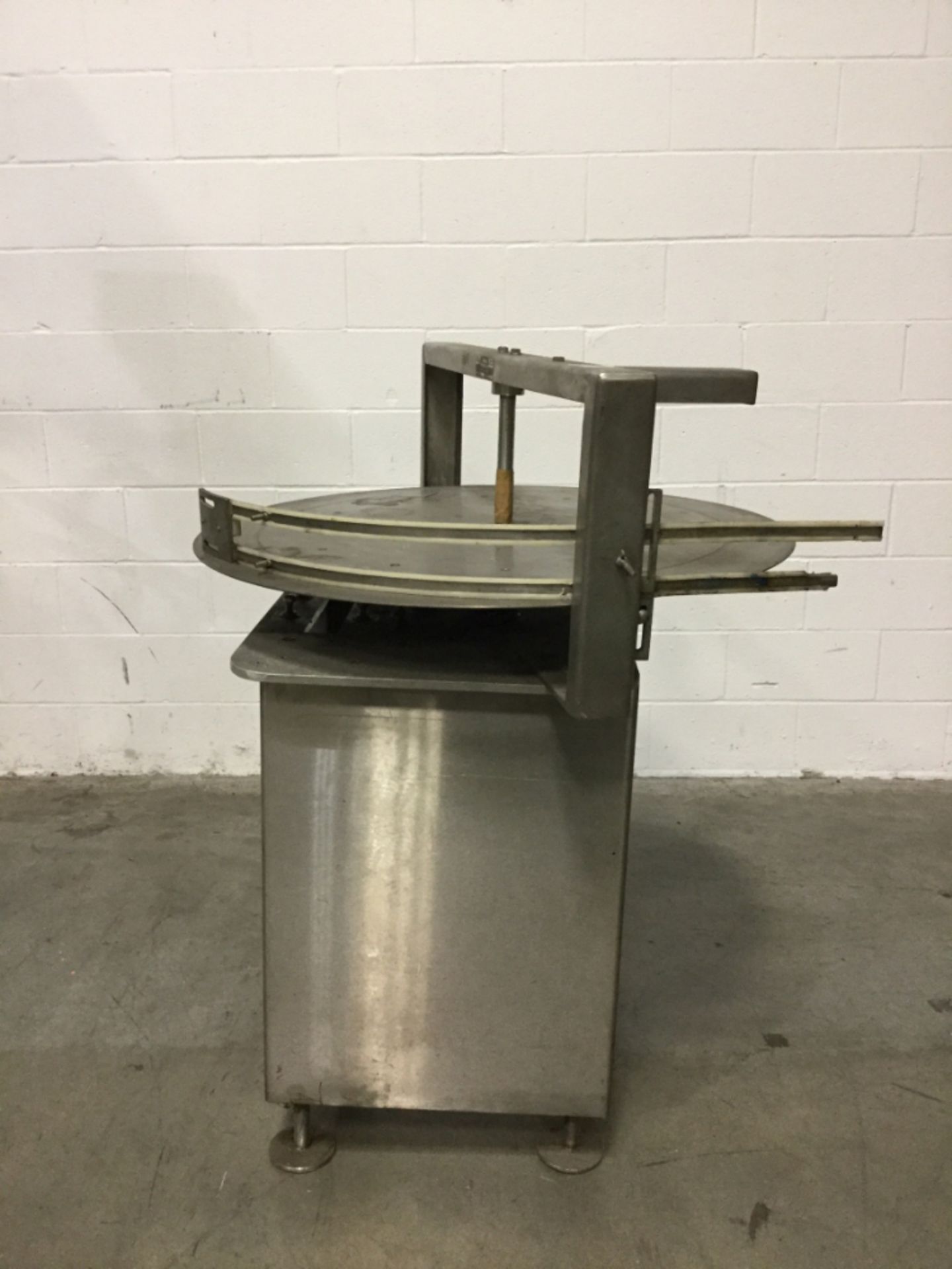 Arrowhead 3' Stainless Steel Turn Table