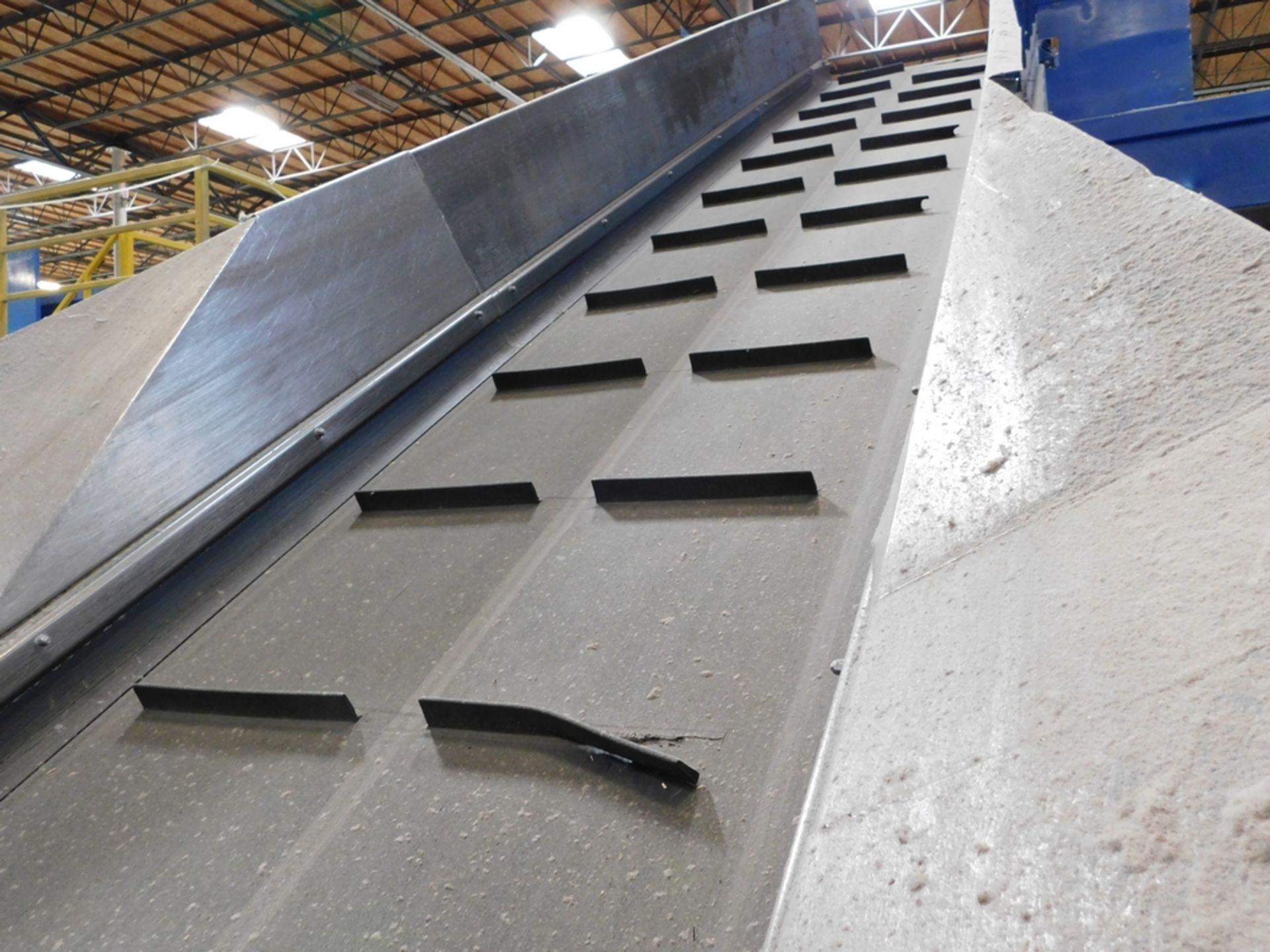 Mayfran 48" x 30' Inclined Rubber Belt Conveyor - Image 2 of 2