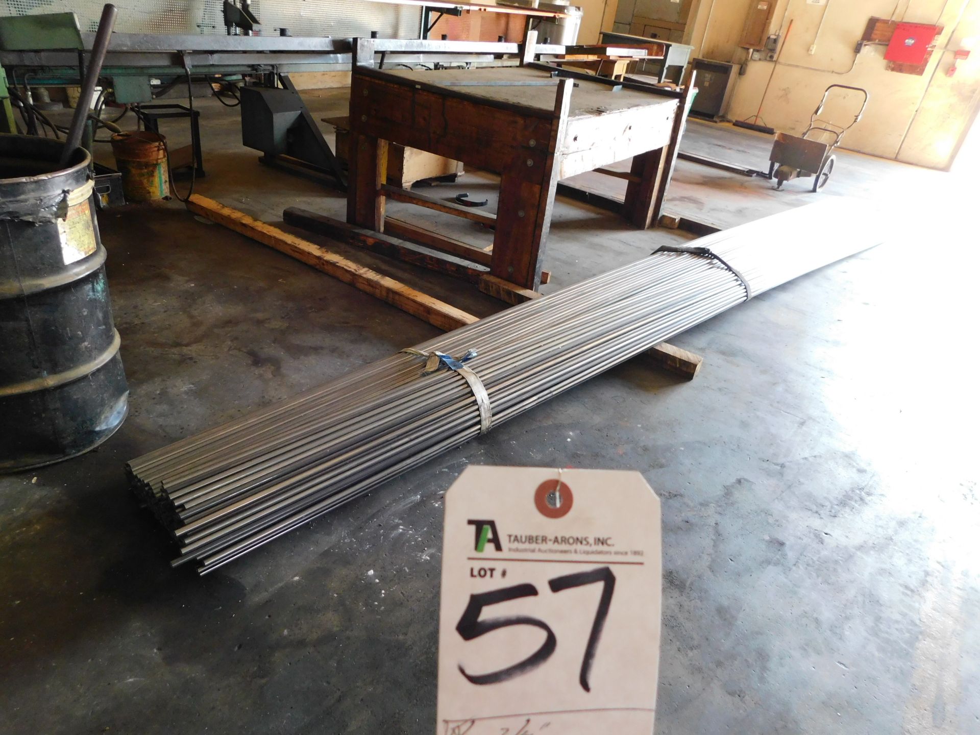 (Lot) 3/4" Table, Approx. 213 Pcs.