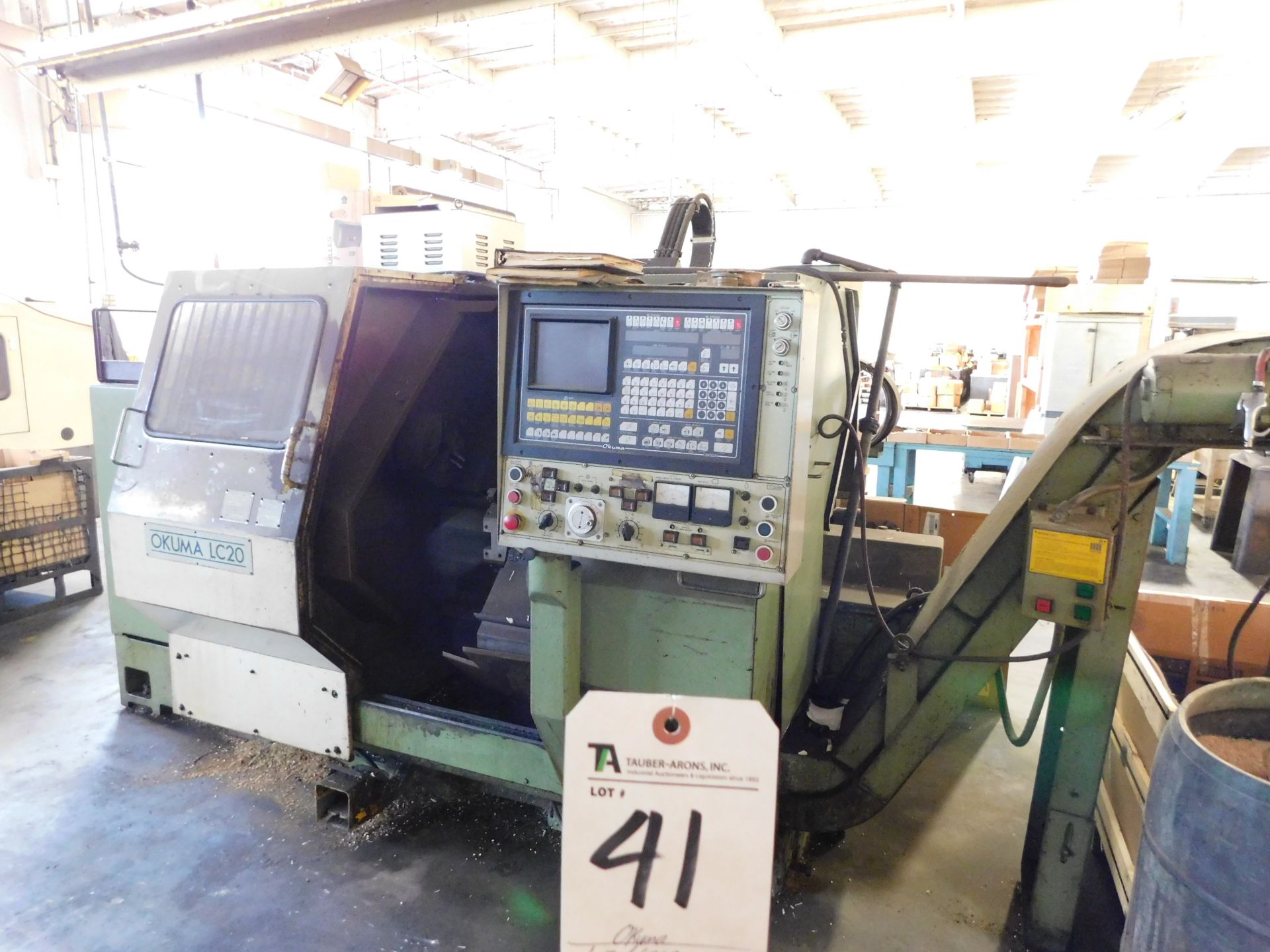 Okuma mod. CC-20 Turning Center w/ Chip Conveyor