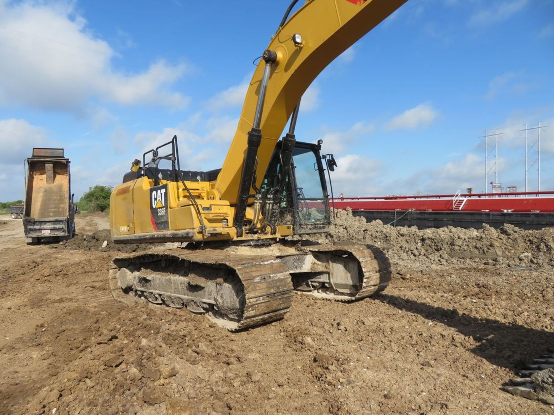 (2015) Cat mod. 336FL Excavator. Hours: 3831; S/N RKB00876 (In Barton Rouge)