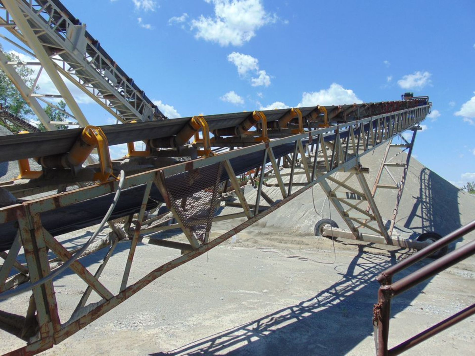 Latis Radial Stacking Conveyor, Approx. 36" x 100' - Image 2 of 2