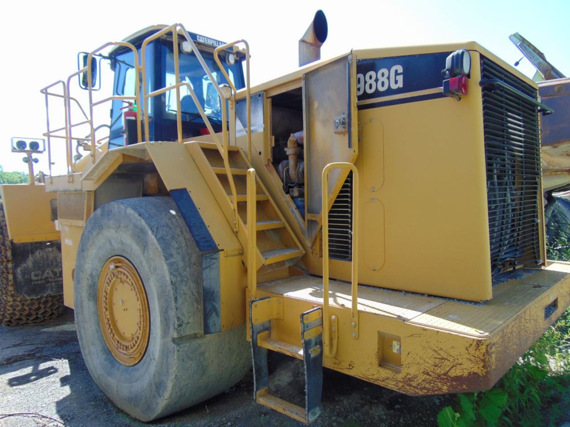 (2003) Cat mod. 988G, Dozer, Engine w/ Wheel - Image 3 of 4