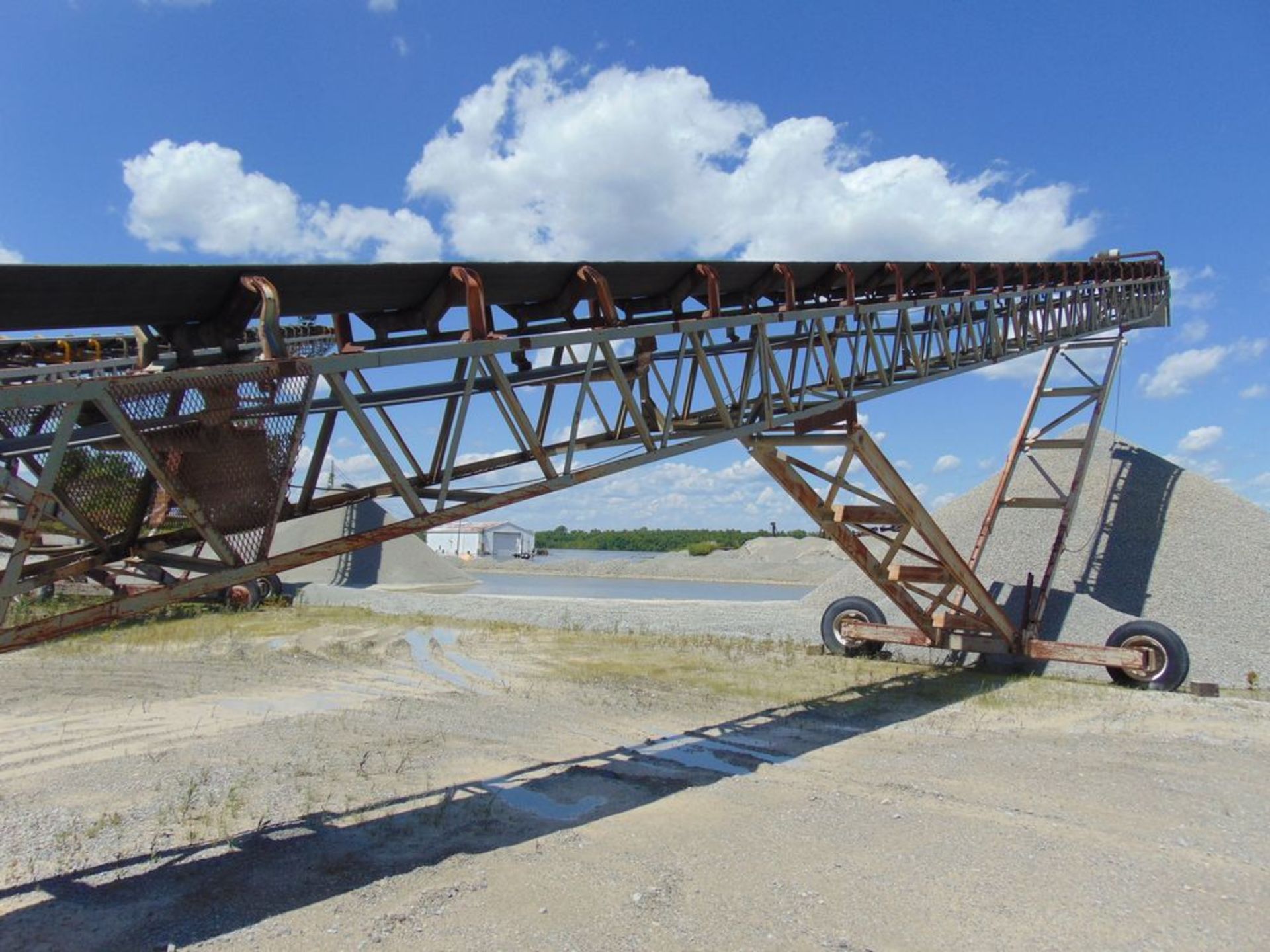 Latis Radial Stacking Conveyor, Approx. 36" x 100' - Image 2 of 2