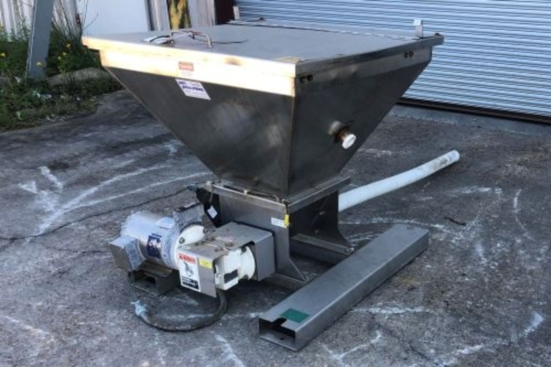 AFC model 25F auger feeder