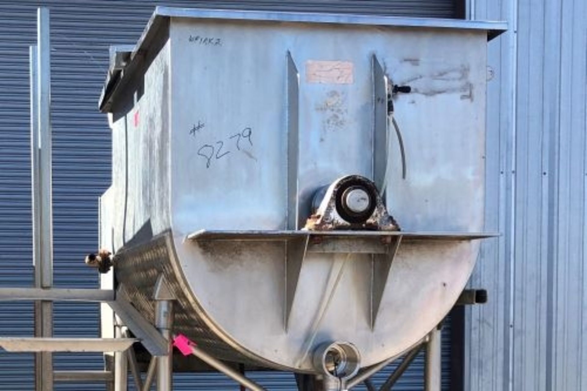 40 cubic foot Stricklin jacketed stainless steel scrape surface paddle mixer - Image 2 of 9