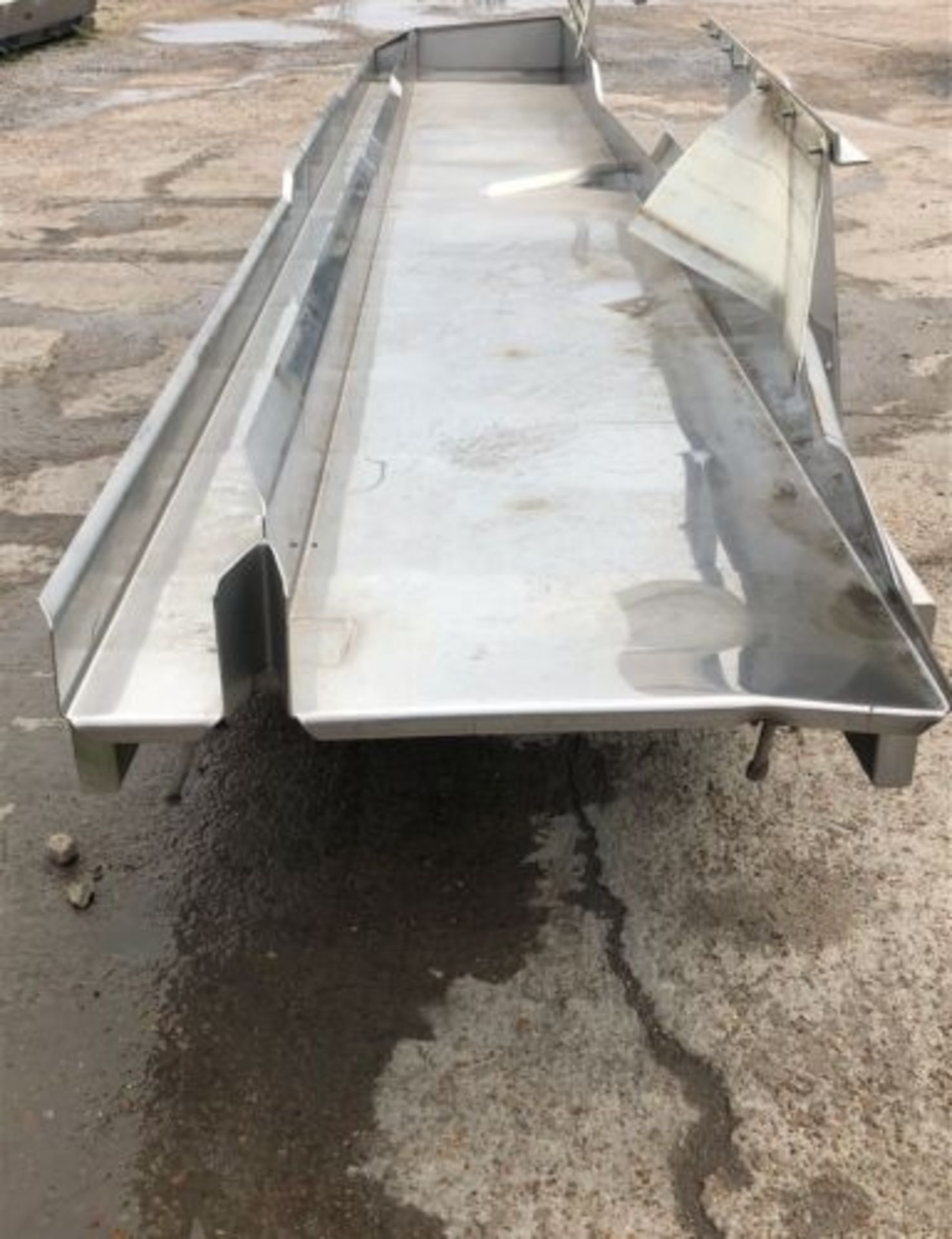 35-1/2" wide x 253" long Key Iso-Flo stainless steel sorting conveyor - Image 2 of 5