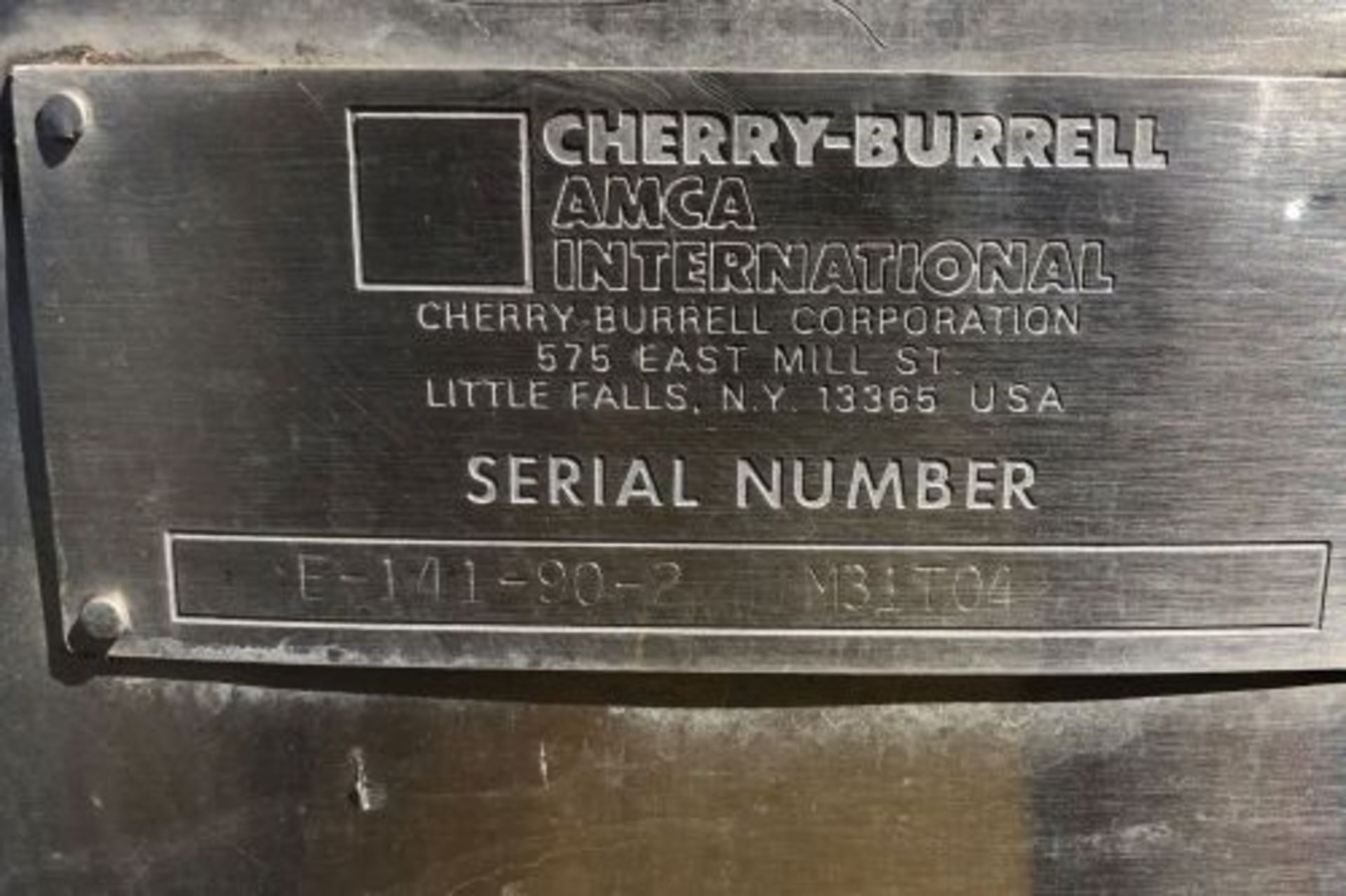 250 gallon Cherry-Burrell Int stainless steel scrape surface insulated tank - Image 6 of 6