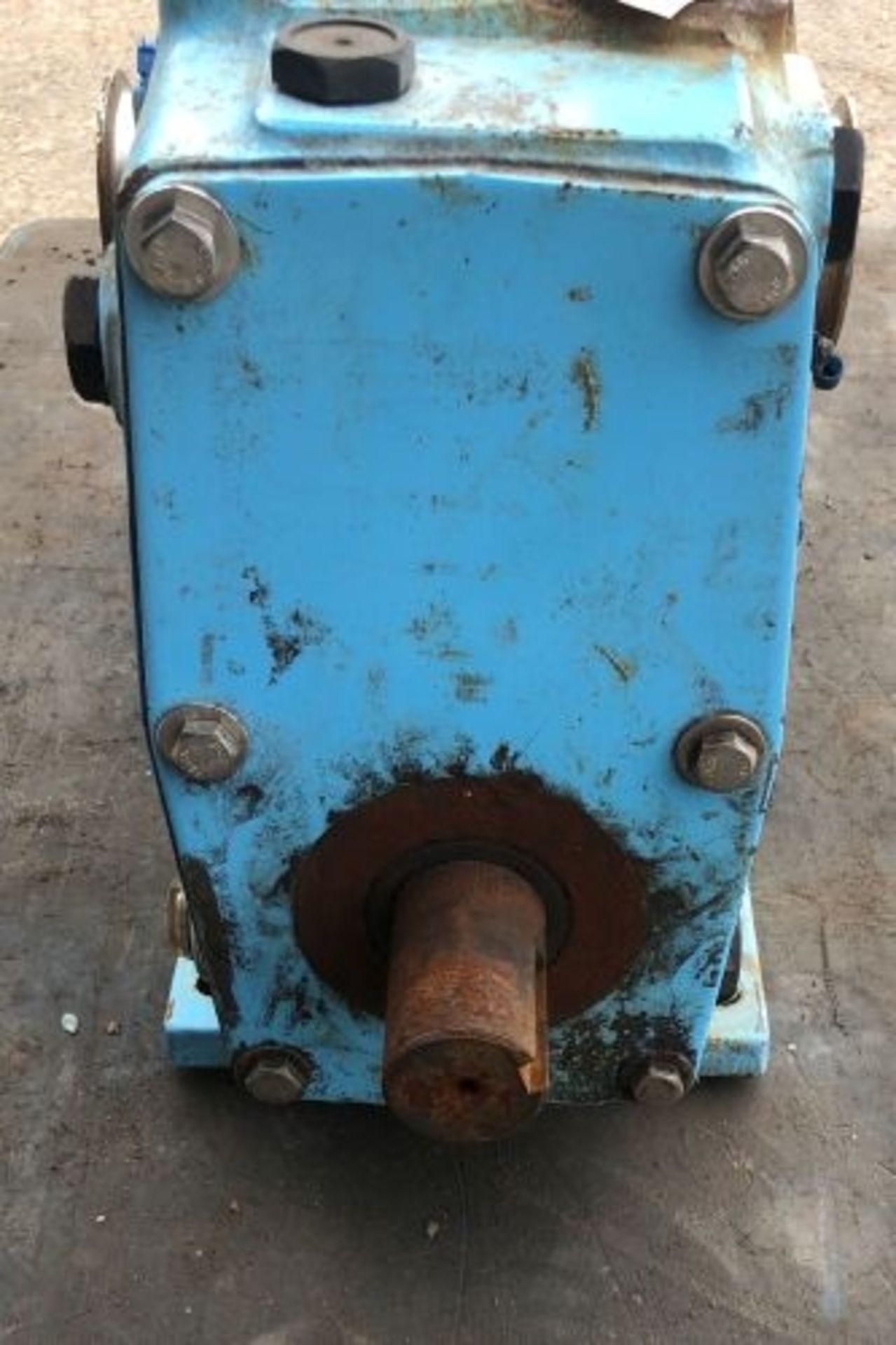 Waukesha model 130 U1 positive displacement pump - Image 4 of 6