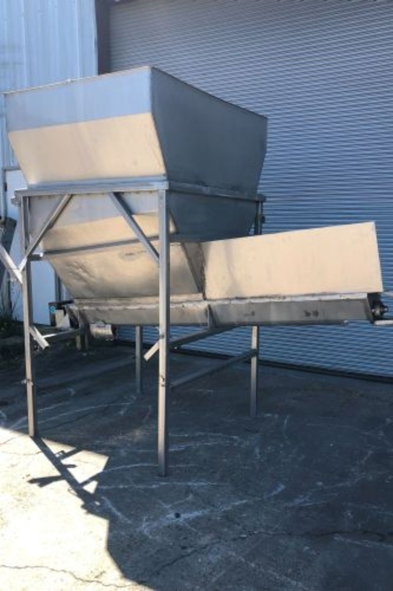 6” diameter x 8’ long stainless steel screw conveyor with hopper