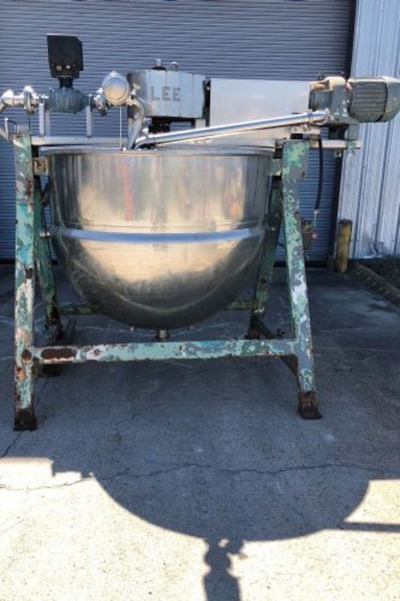 450 gallon Lee scrape surface jacketed kettle - Image 4 of 5
