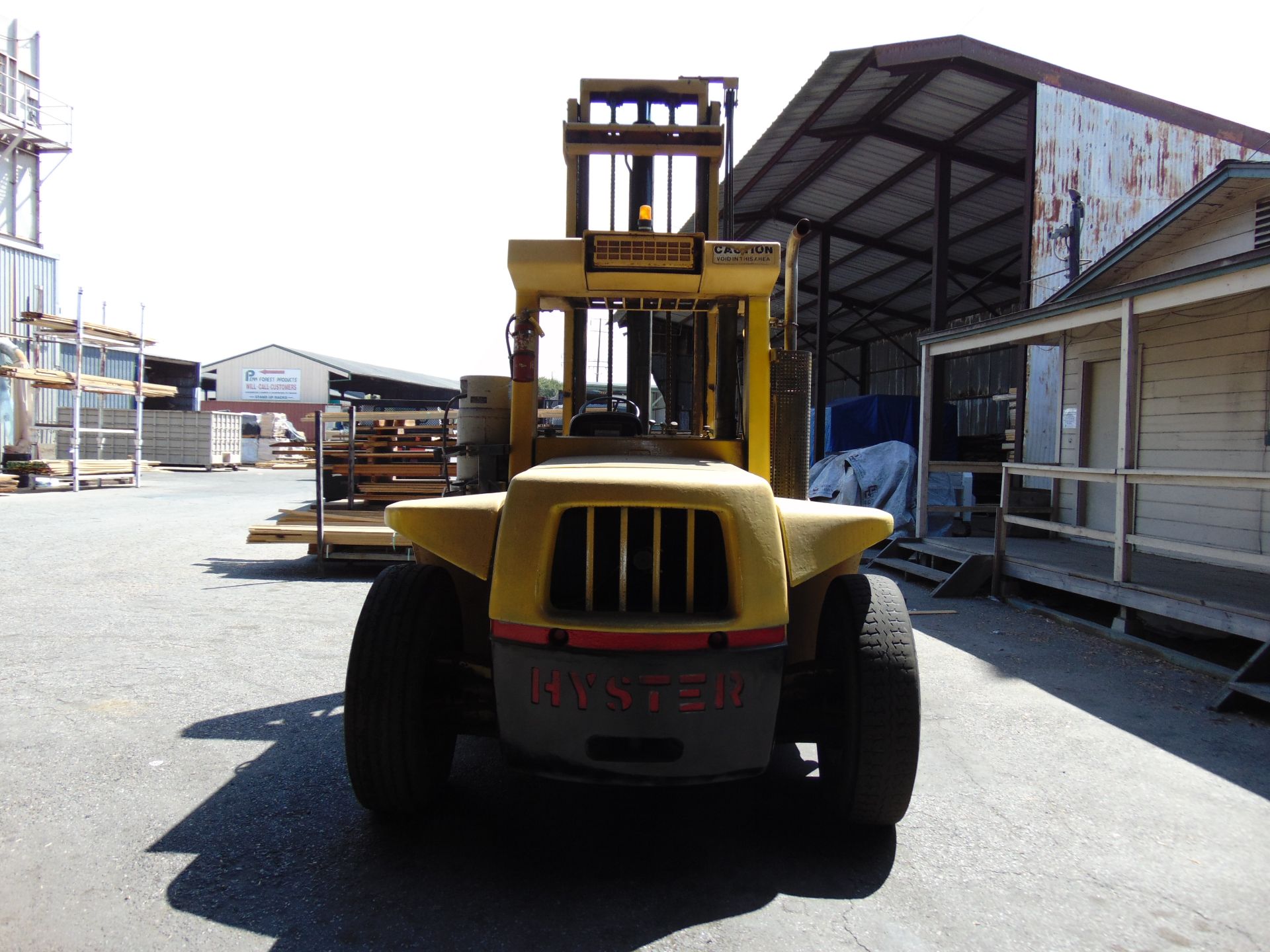 Hyster mod. H180H, 18,000lb. LPG Forklift, 212" 2-Stage Mast w/ 60" Forks, Sideshift & Pneumatic - Image 4 of 6