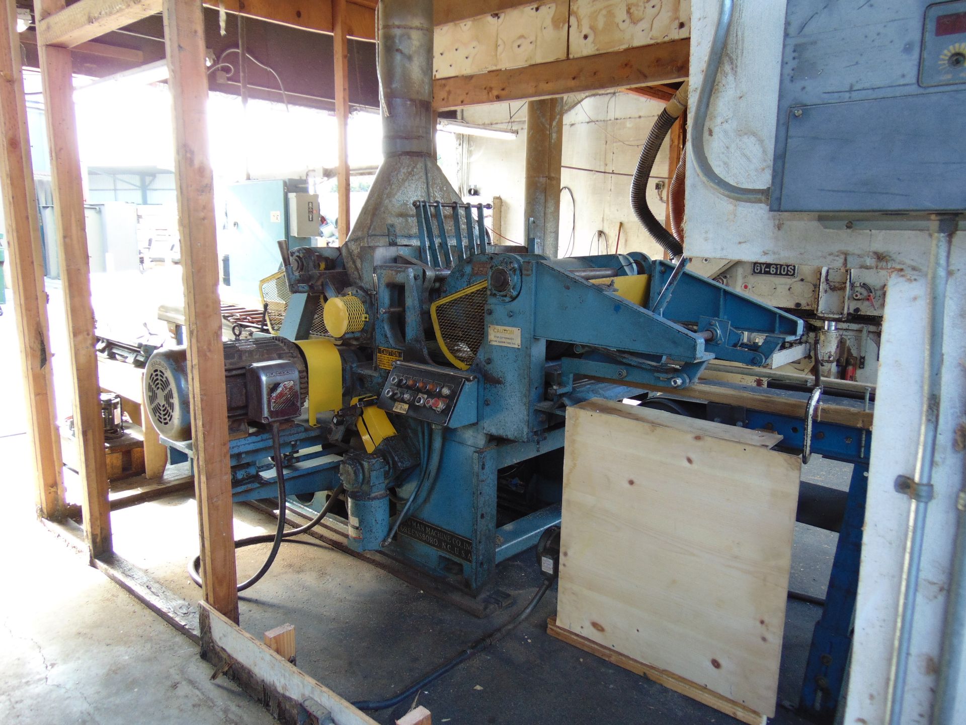 Newman Whitney S-282, Double Surface Planer w/ Infeed & Outfeed Conveyor, HP: 40 Top, 25 Bottom; S/N - Image 2 of 4