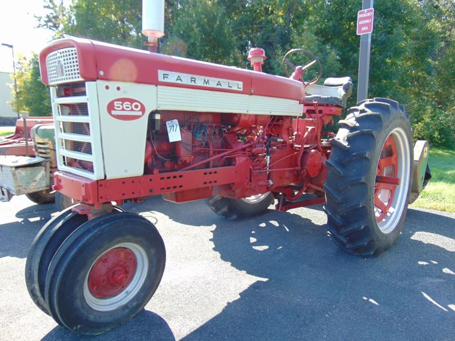 Farm All mod. 5600 Tractor w/ Mower, Gas-Powered