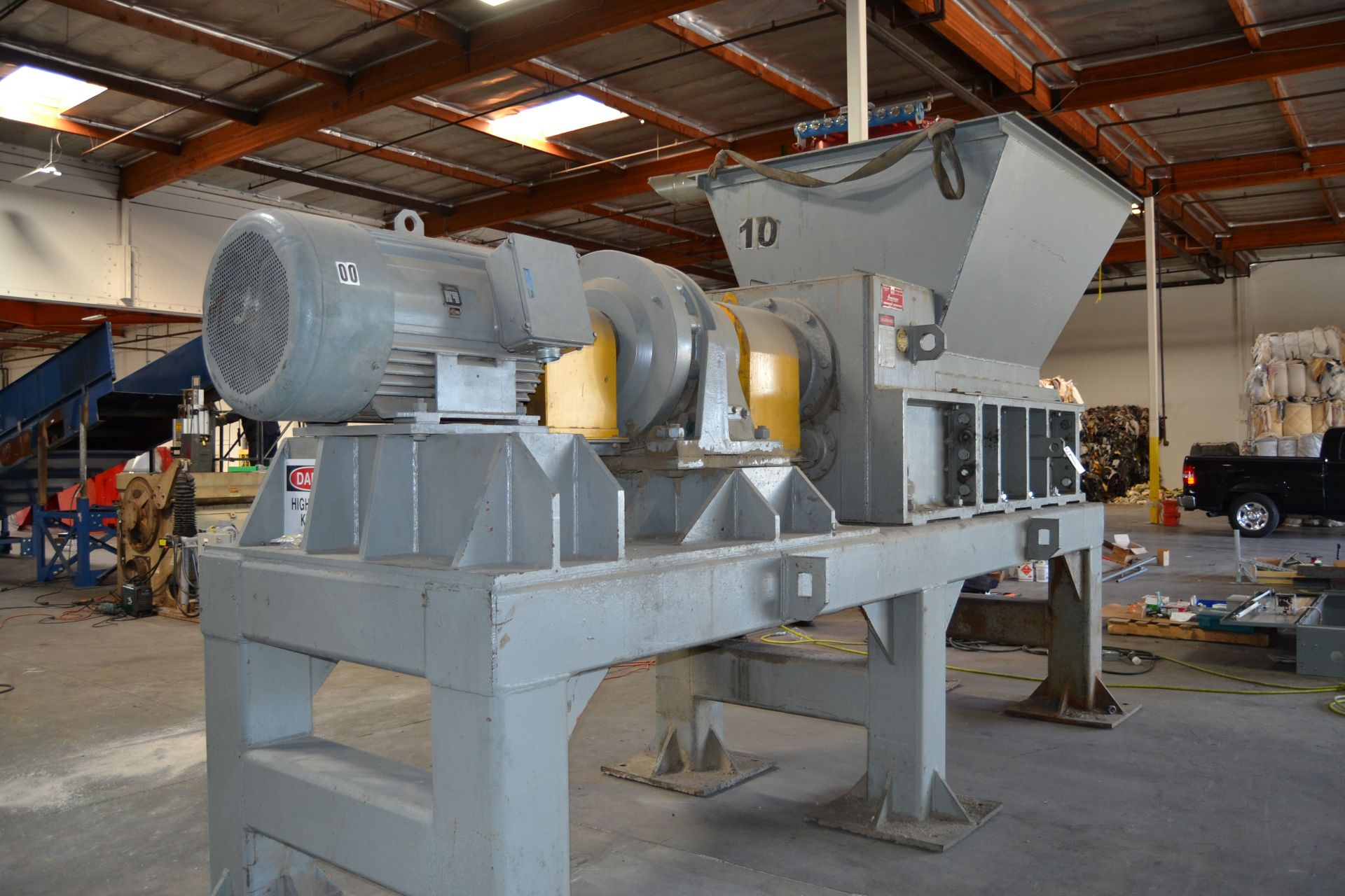 American Type TRS, 50 x 35 Pulverizer w/ - Image 2 of 6