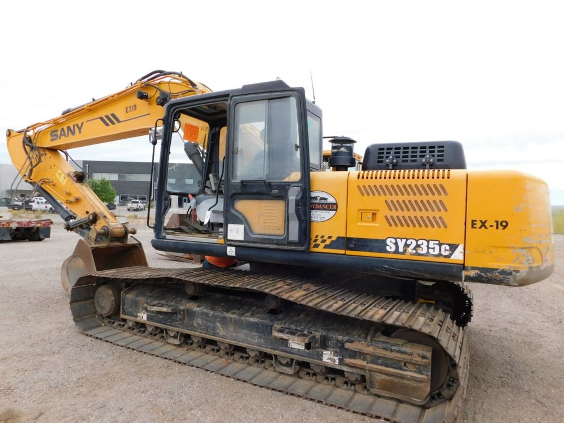 (2014) Sany mod. SY235CLC, Crawler Excavator w/ 32" Pads; Hours: 3002, EX-19; Pin: 135Y023B86218 - Image 2 of 7