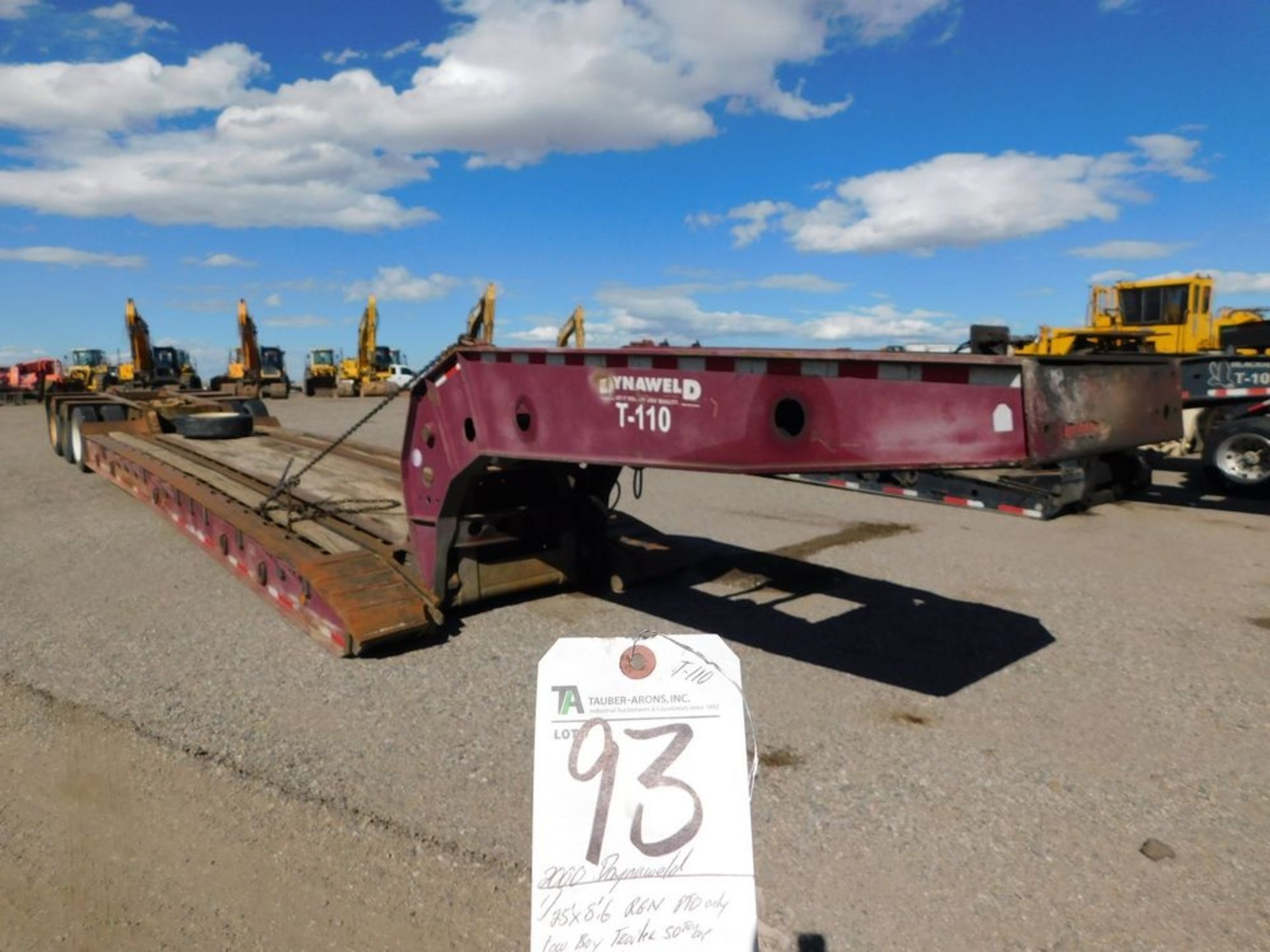 Pull Outs Rgn (2000) Daynaweld 25'L x 8'6