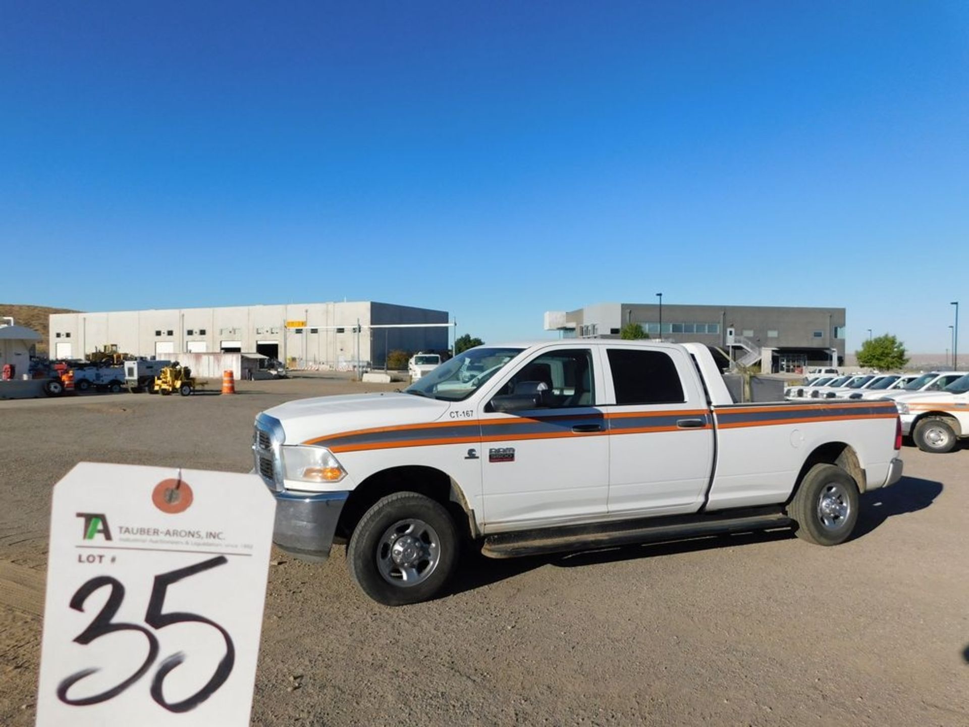 (2012) Dodge Ram 3500 Heavy Duty w/ 6.7L Cummins Turbo Diesel, 4WD 4-Door w/ Diesel Fuel, Tank, Pump