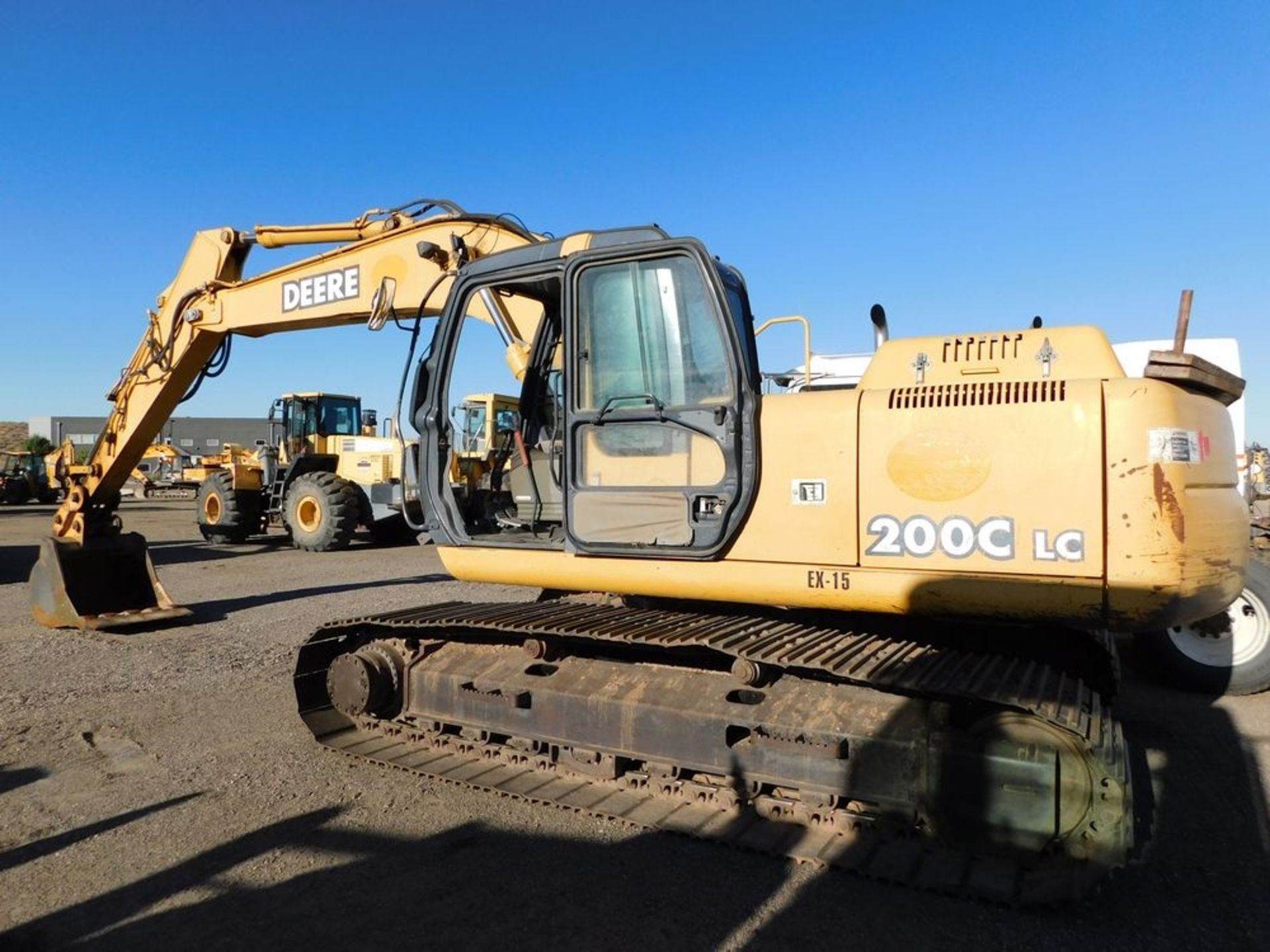 John Deere mod. 200CLC, Crawler Excavator w/ 32" Pads; Hours: 7,105; Pin: FF200CX506075 - Image 2 of 8