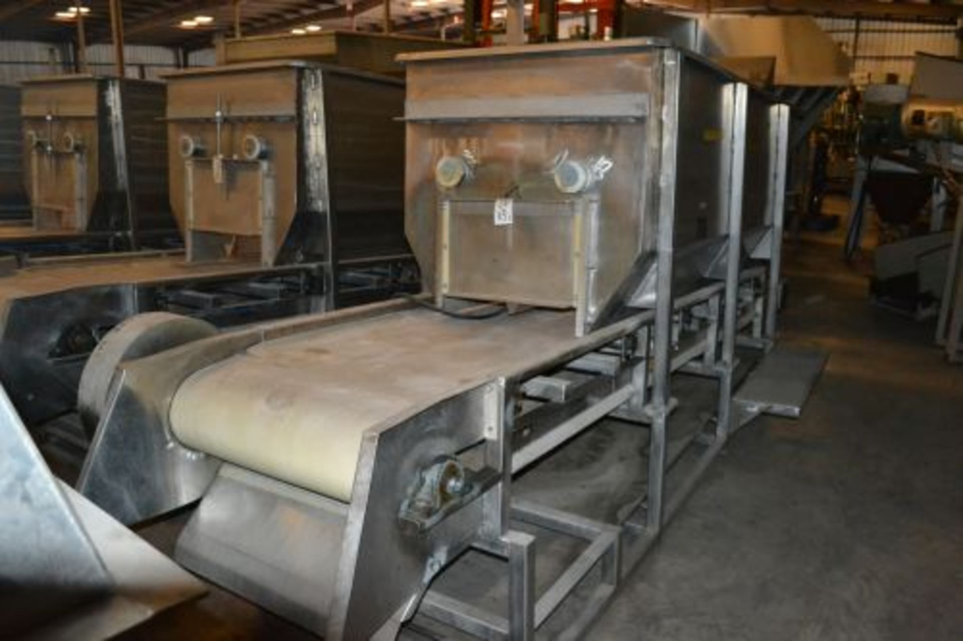 Bulk feeding system - Image 6 of 6