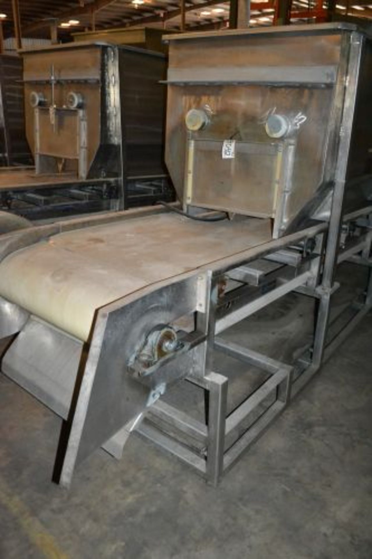 Bulk feeding system