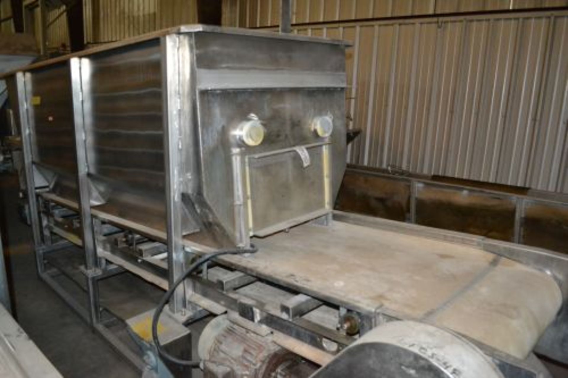 Bulk feeding system - Image 5 of 6