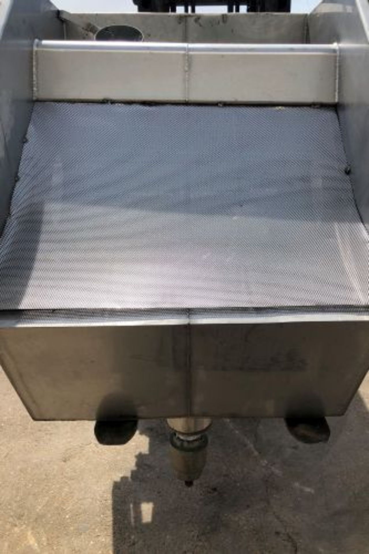 36" wide stainless steel hydrosieve