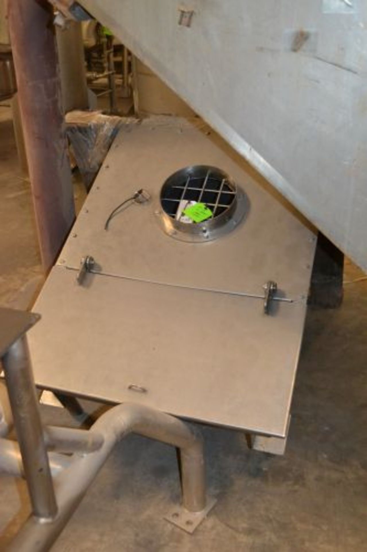 150 gallon stainless steel hopper - Image 6 of 6