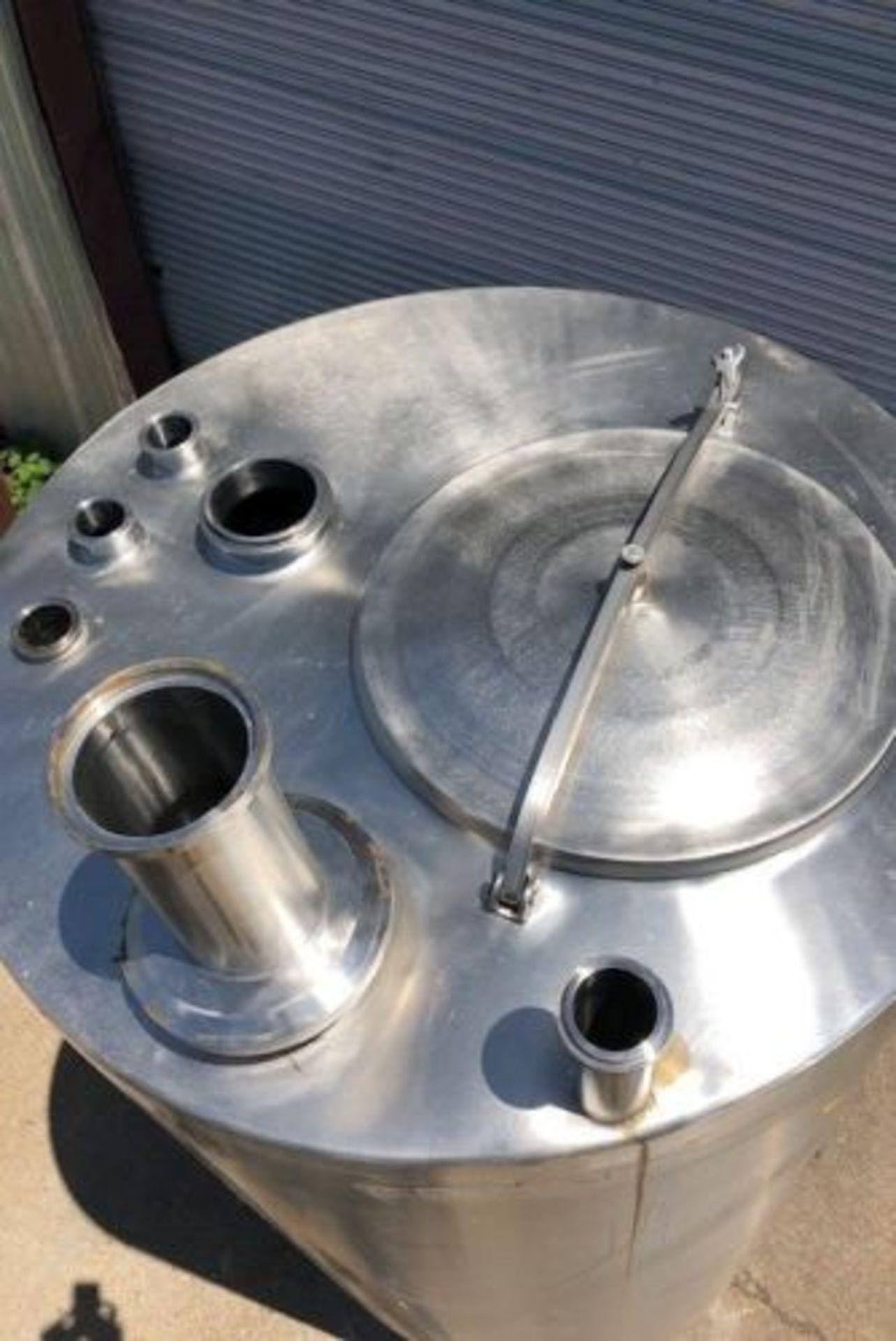 300 gallon stainless steel tank - Image 2 of 3