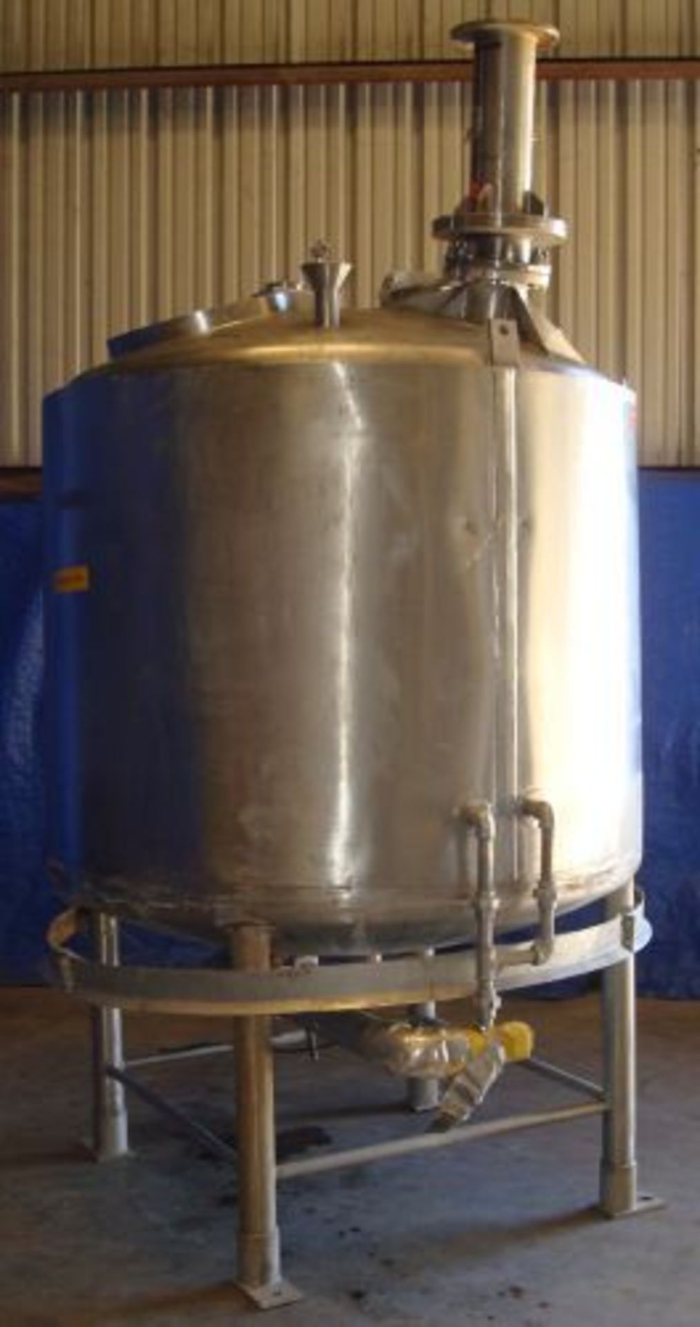 600 gallon Sharpsville stainless steel multiple jacket mixing tank - Image 2 of 7