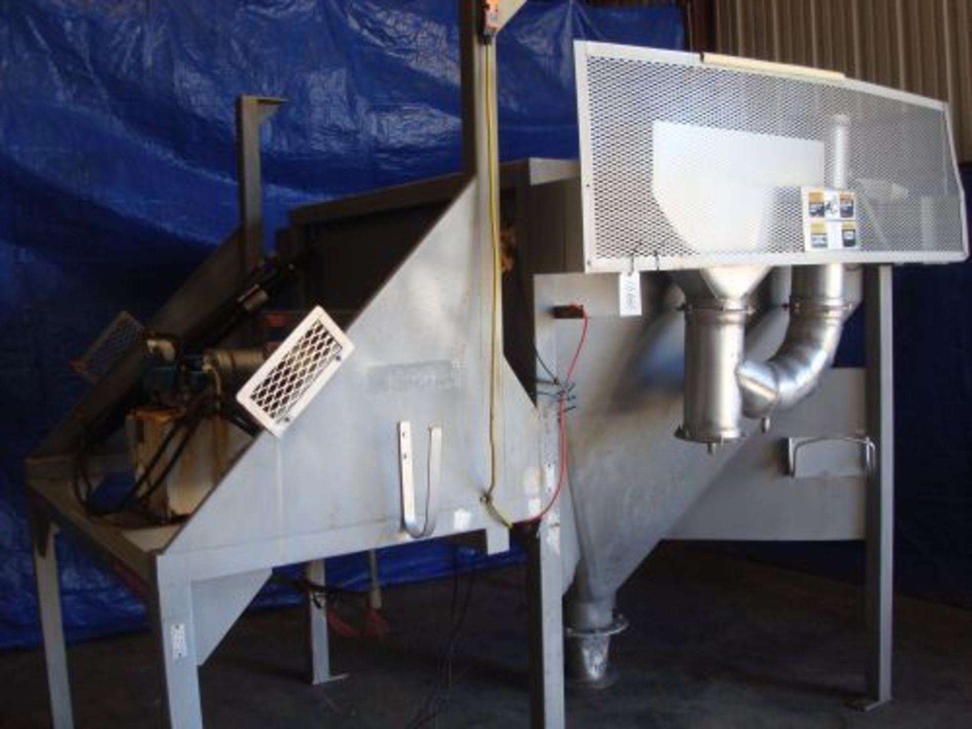 Stainless steel dumper and hopper station - Image 4 of 9