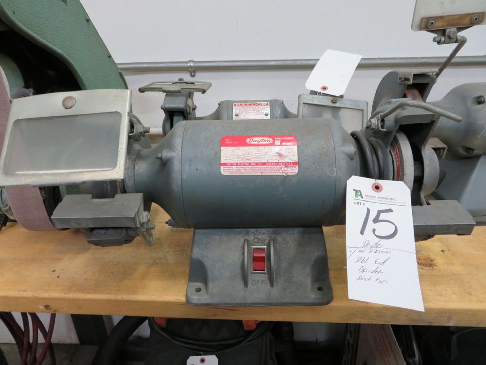 Dayton mod. 2Z341M, Dbl. End Grinder, Bench Type