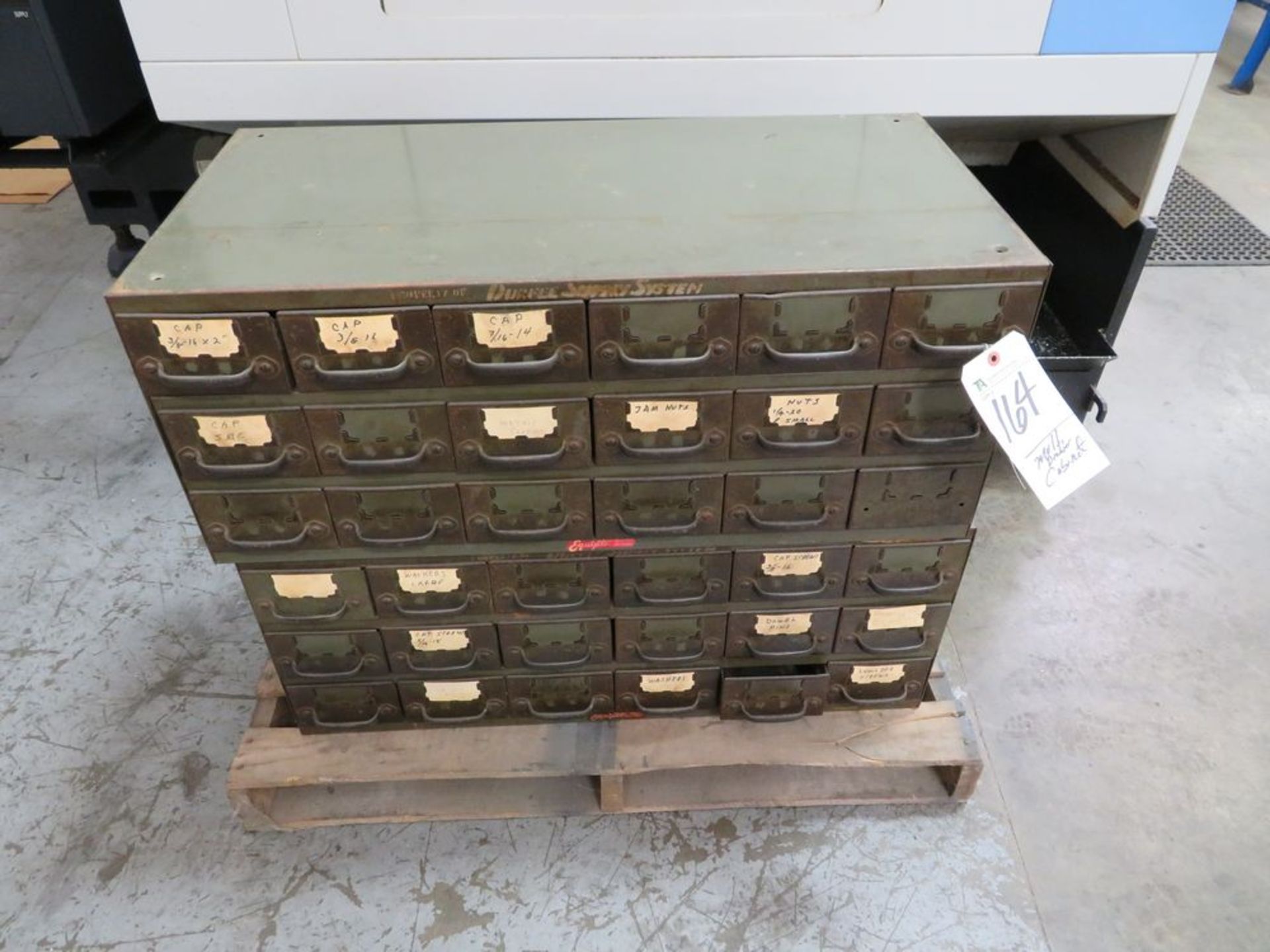 (Lot) Multi Drawer Cabinet