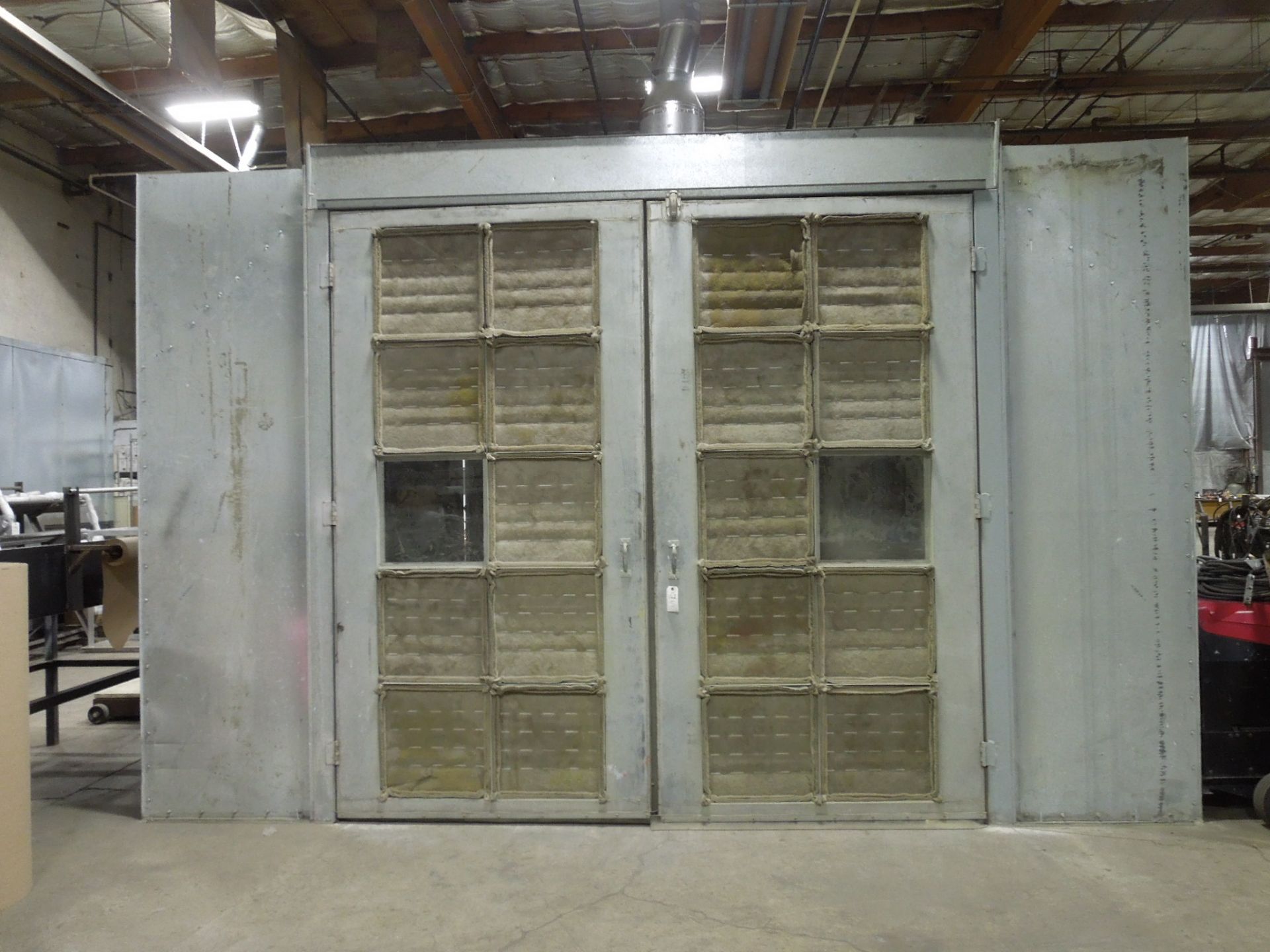 Colmet Paint Booth, 15.5' x 9' x 26', 1000 CFM w/ Dry Chem Fire Suppression System - Image 2 of 2