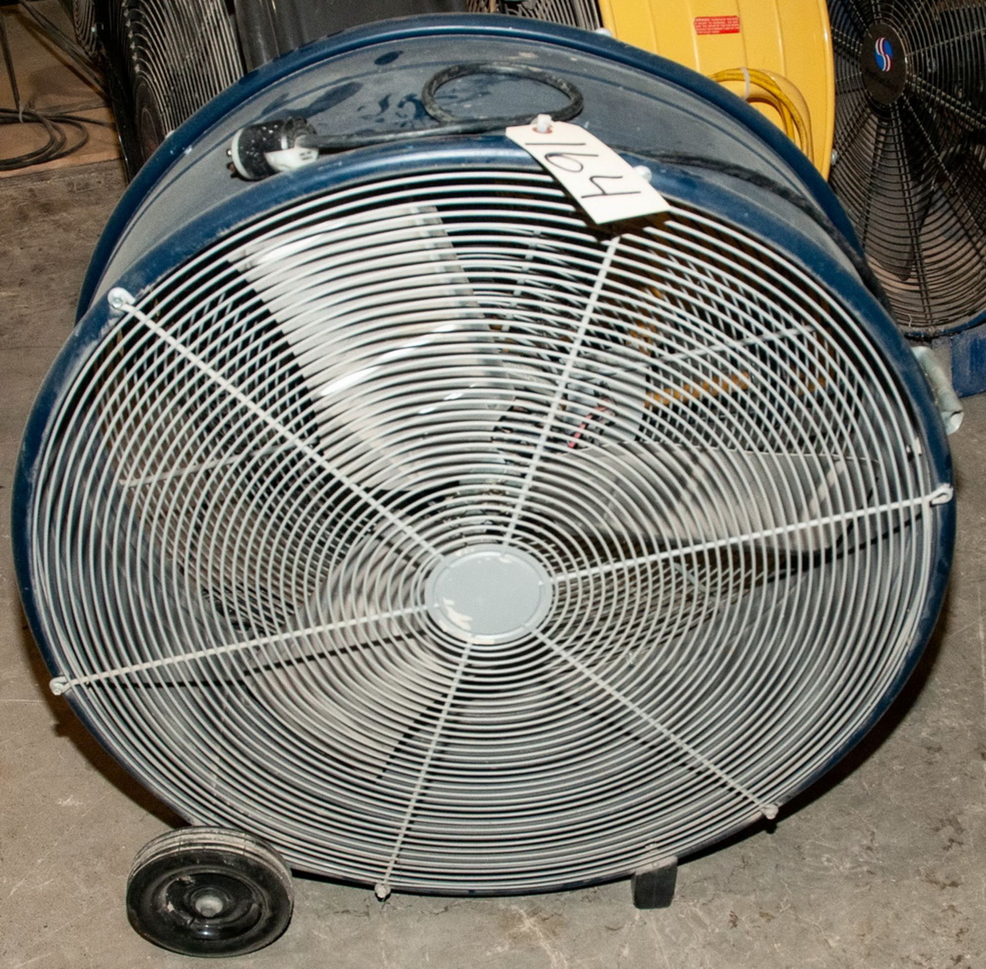 28 Inch Barrel Fan Model. SF28