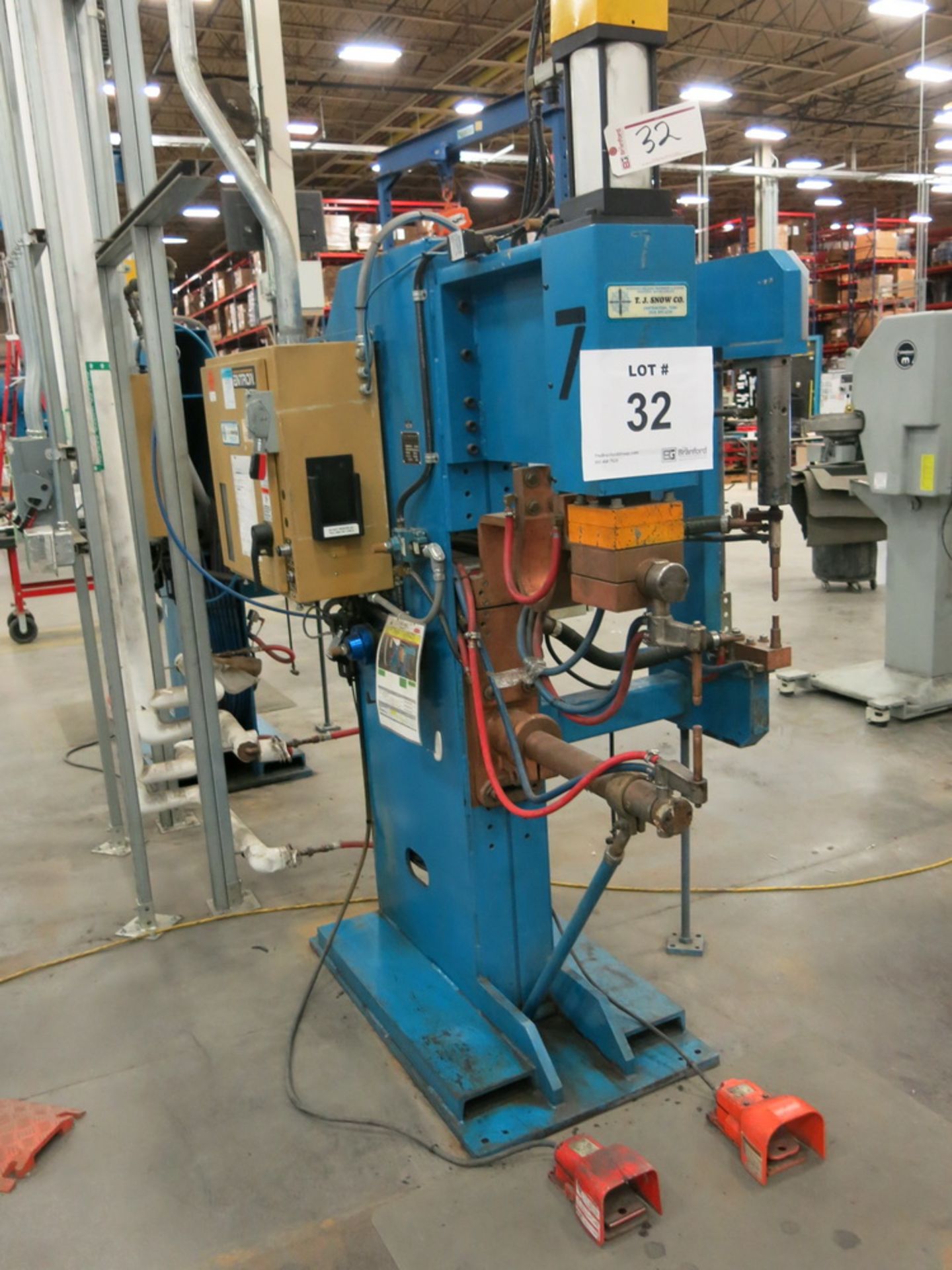 2014 T.J. Snow 100 KVA @ 50 Percent M.F.D.C. Dual Head Spot Welder