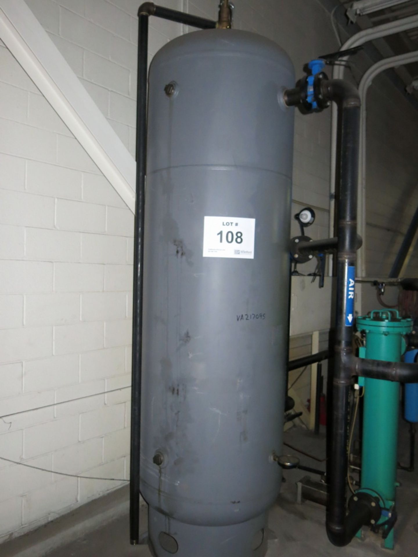 Approx. 500 Gallon Air Expansion Tank