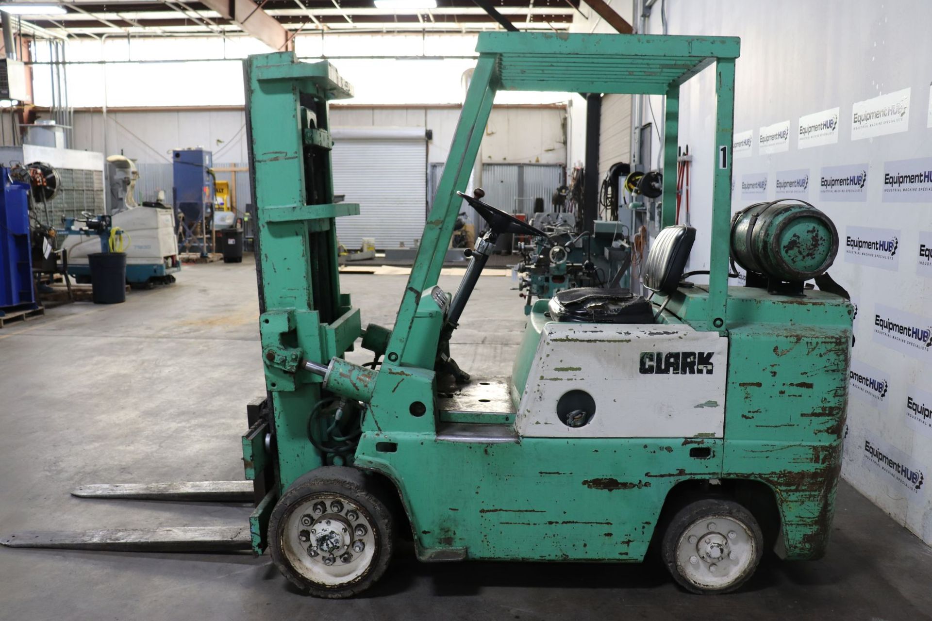 Clark C500-S80 8000 Lb. Capacity Forklift - Image 3 of 18