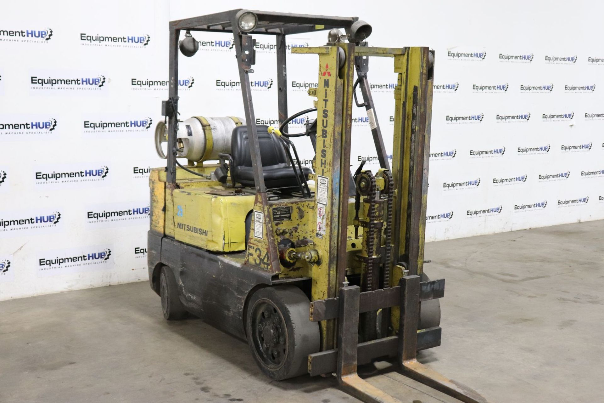 Mitsubishi FGC25 5,000 Lb. Capacity Forklift