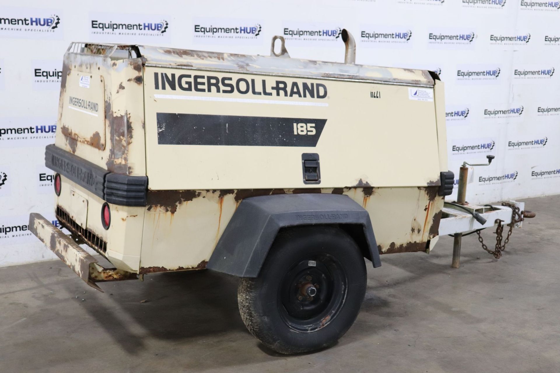 Ingersoll Rand P185WJD 185 CFM Portable Towable Air Compressor - Image 3 of 14