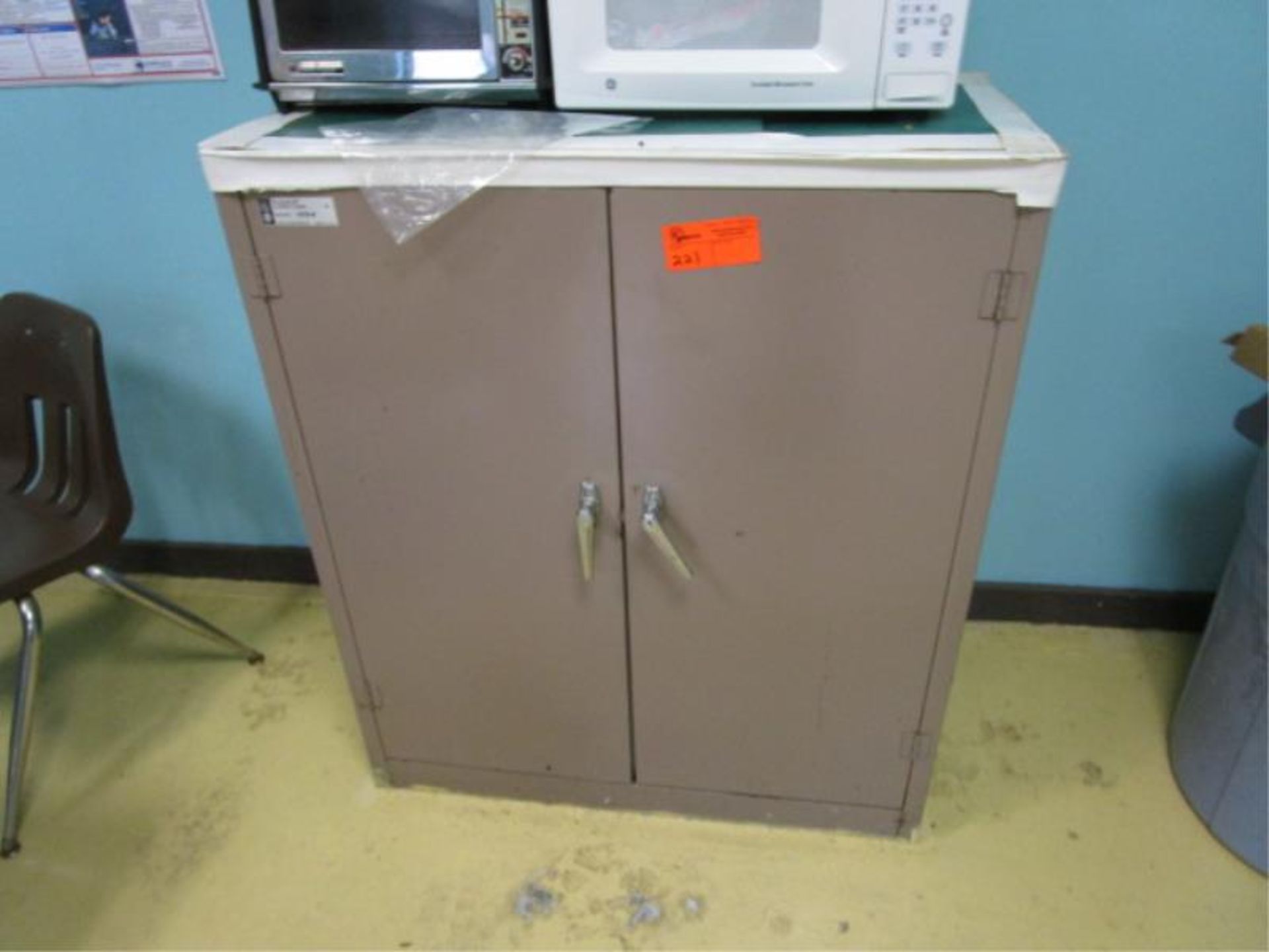 Metal cabinet with 2 door